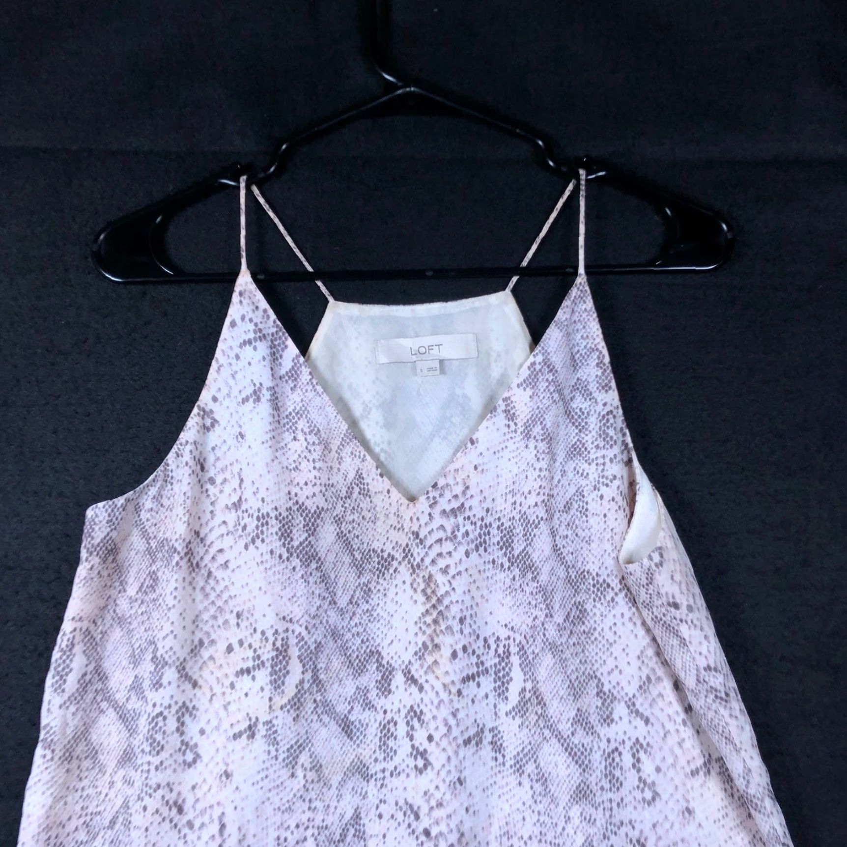 Loft LOFT Womens Blouse Pink White Purple Snakeskin Lined V Neck Tank Small Shirt Casual Workwear Womens Size S / US 4 / IT 40 - 2 Thumbnail