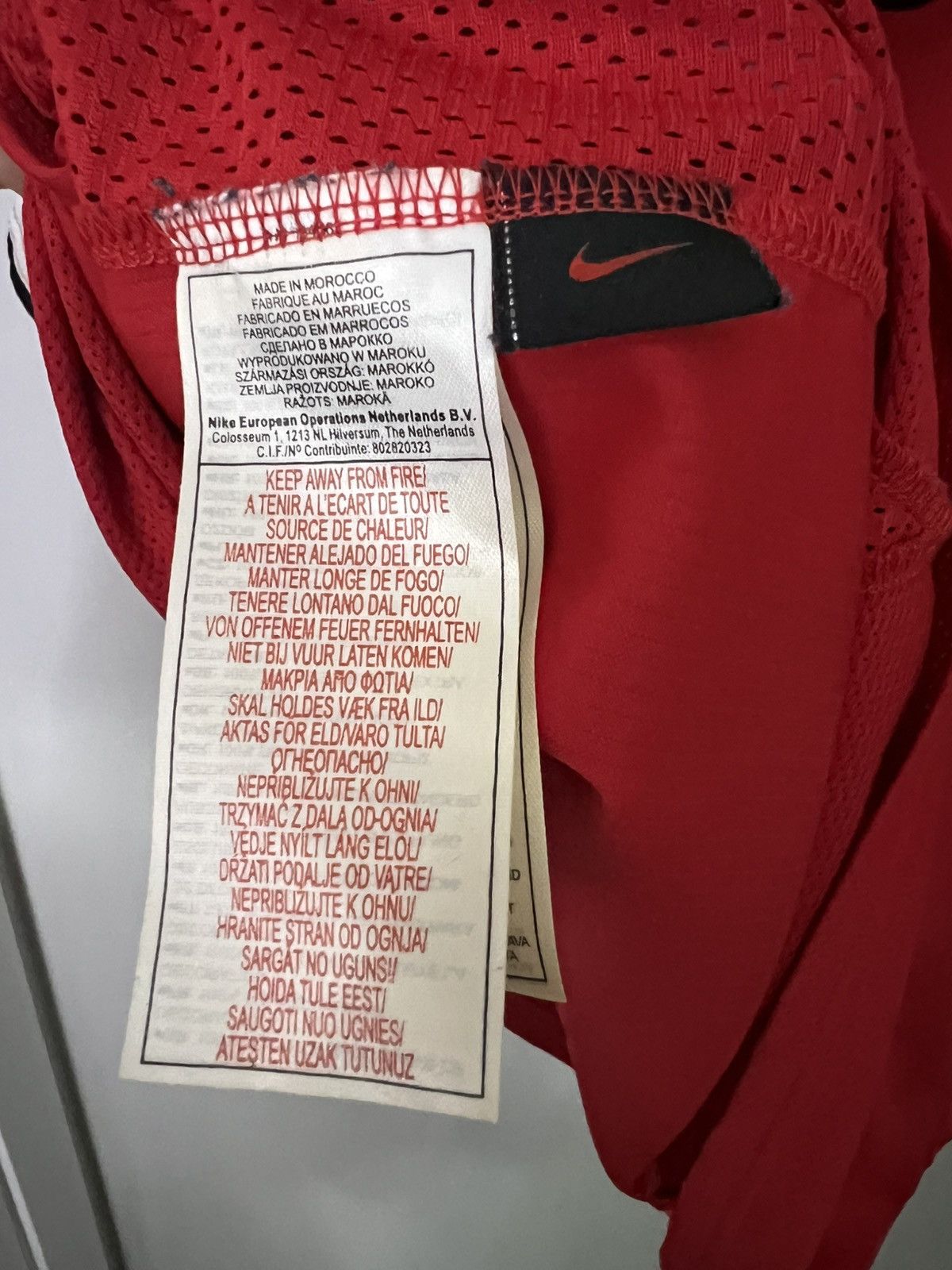 Nike Vintage MANCHESTER UNITED 2004-2005 Nike Vodafone Size US XL / EU 56 / 4 - 4 Thumbnail
