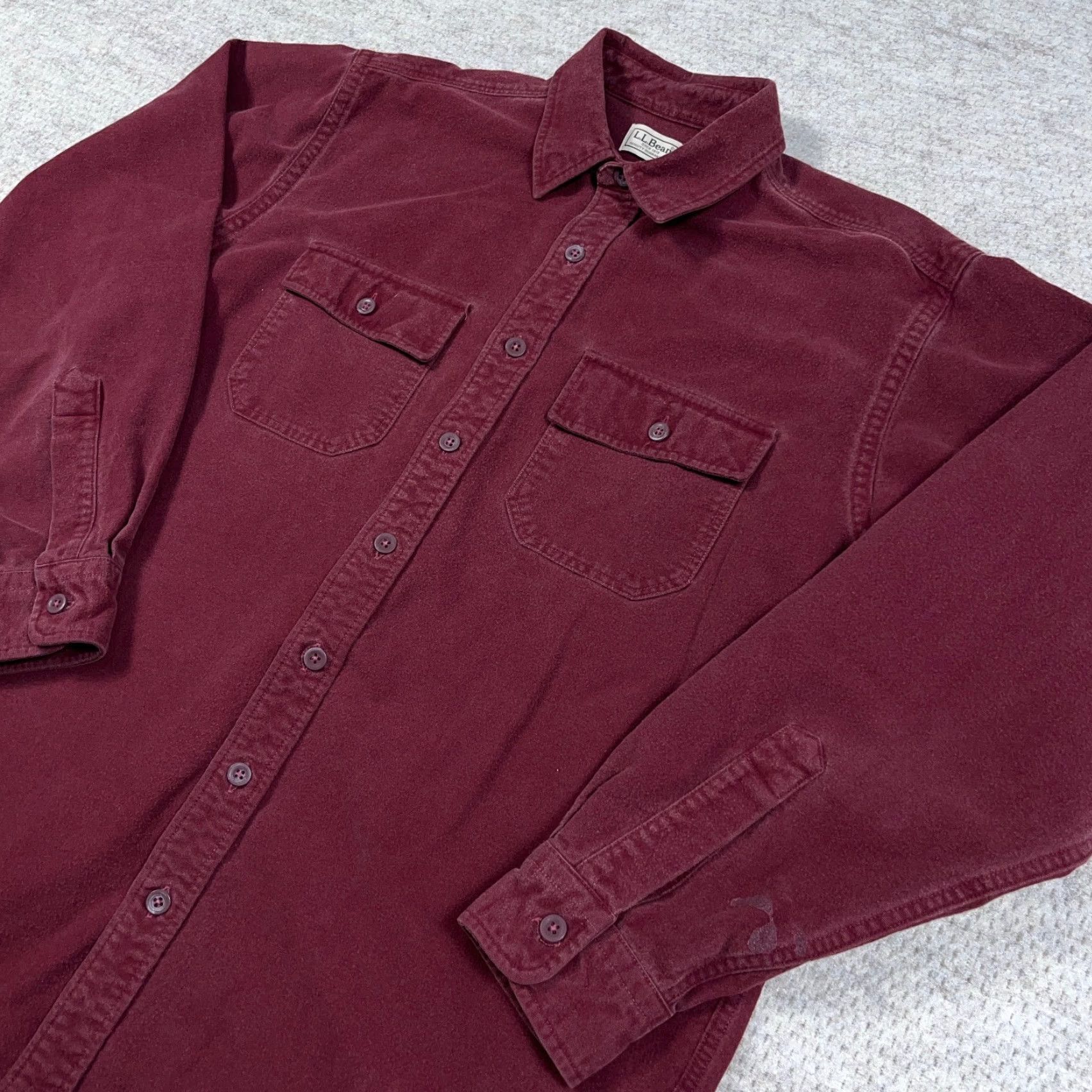 Vintage VINTAGE LL Bean Shirt Men Large Tall Maroon Button Up Chamois Thick Heavy Cloth Size US L / EU 52-54 / 3 - 6 Thumbnail