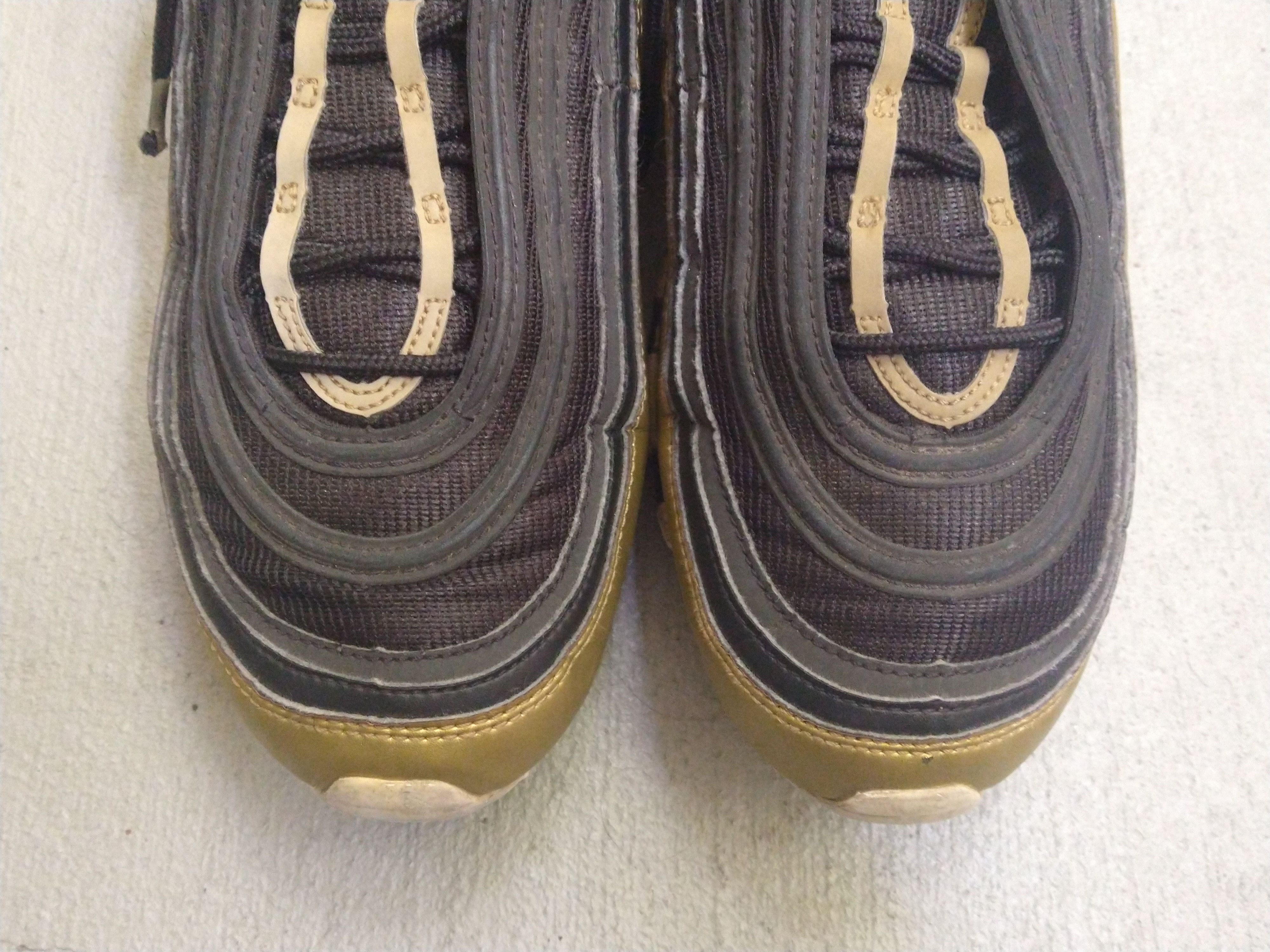 Nike Nike Air Max 97 QS Metallic Gold Size 11.5 AT5458-002 Size US 11.5 / EU 44-45 - 4 Thumbnail