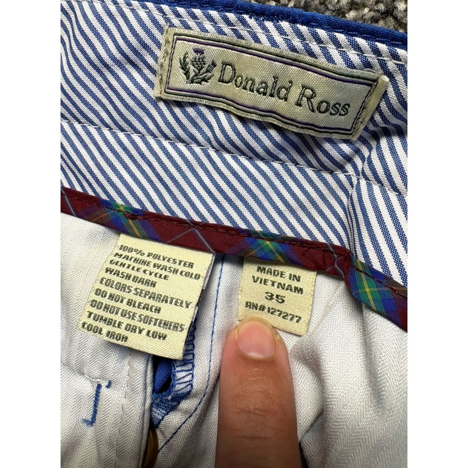 Vintage Donald Ross Golf Shorts Mens 35 Royal Blue Paisley Champions Country Club Eagle Shirt? Size US 35 - 6 Thumbnail