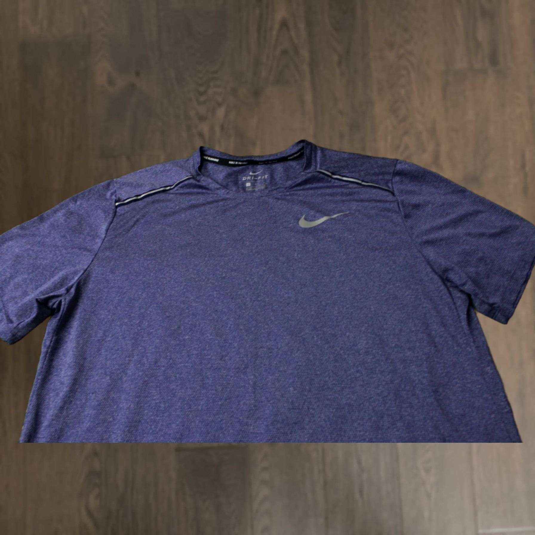 Nike Nike Running 2020 Original Training Shirt Men L Violet Jersey Nike Dri-FIT T-Shirt Size US L / EU 52-54 / 3 - 1 Thumbnail