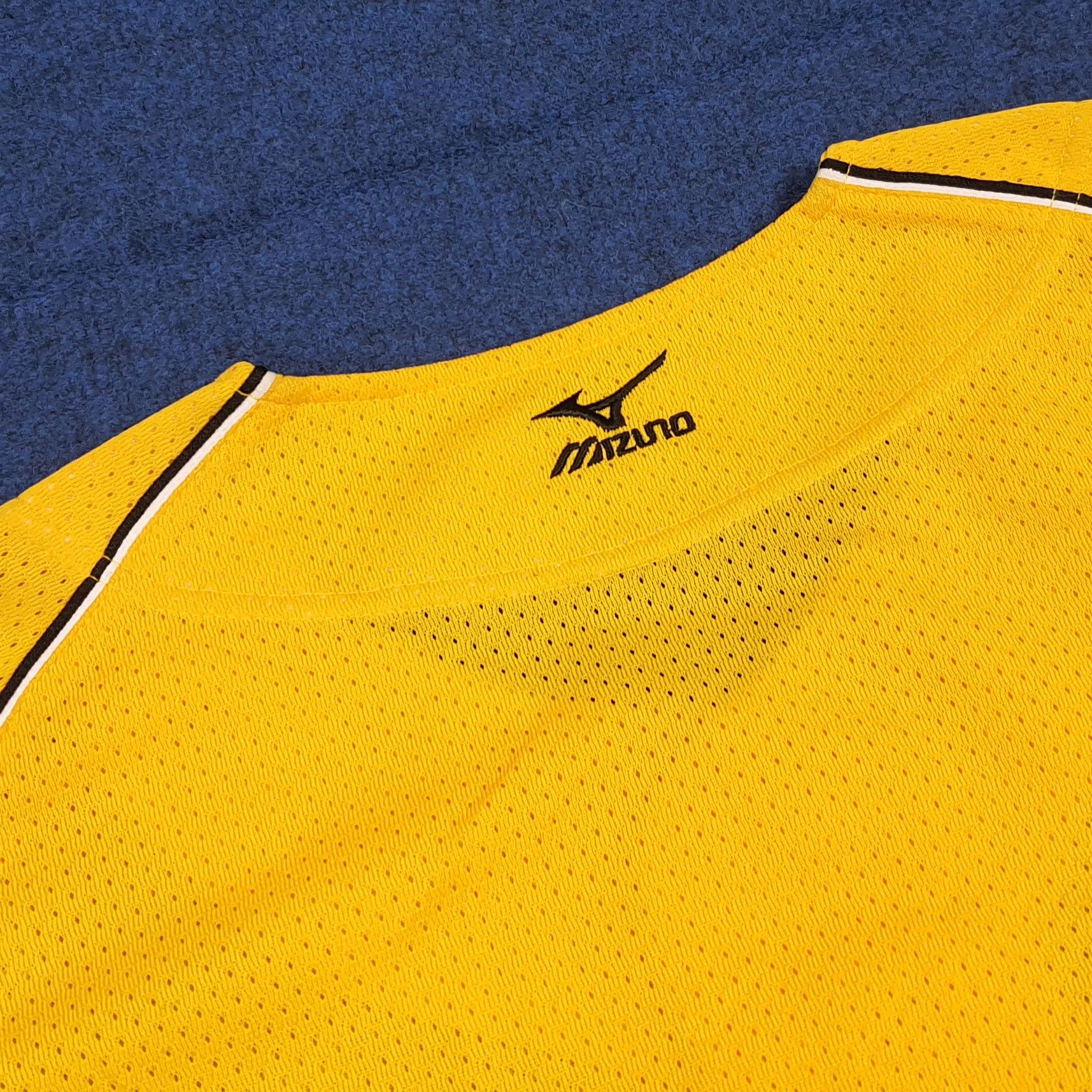 Mizuno Hanshin Tigers Japan Baseball Jersey Mizuno C294N28 Size US M / EU 48-50 / 2 - 5 Thumbnail