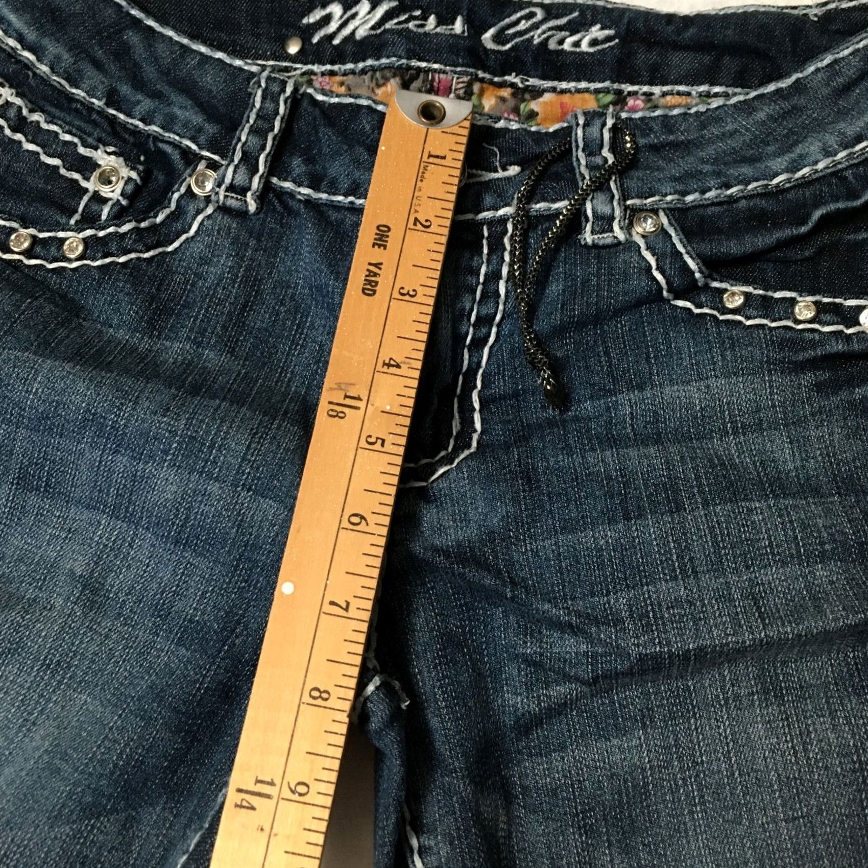 Vintage Miss Chic Jeans Mid Rise Womans Size 9 (28x16) Blue Denim capri leg Med Wash Size 28" / US 6 / IT 42 - 5 Thumbnail