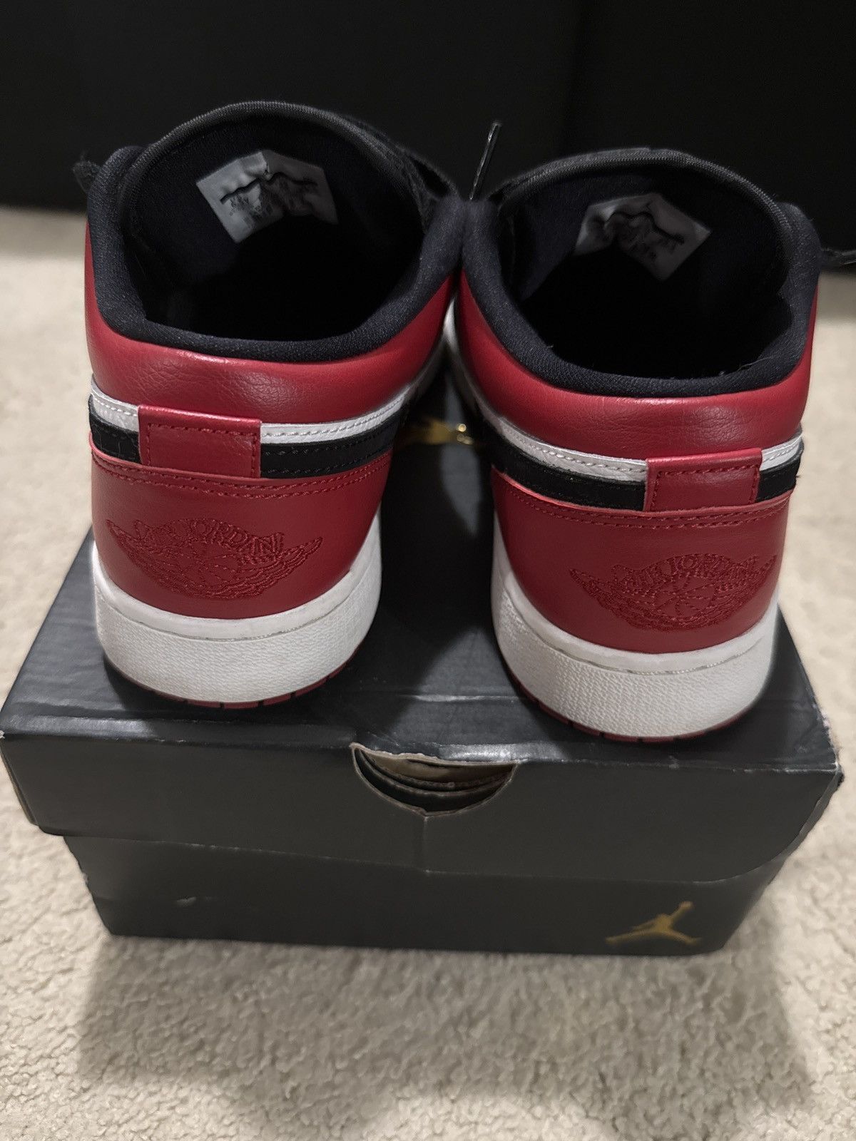 Jordan Brand Air Jordan 1 Low Black Toe Size US 6.5 / EU 39-40 - 2 Thumbnail