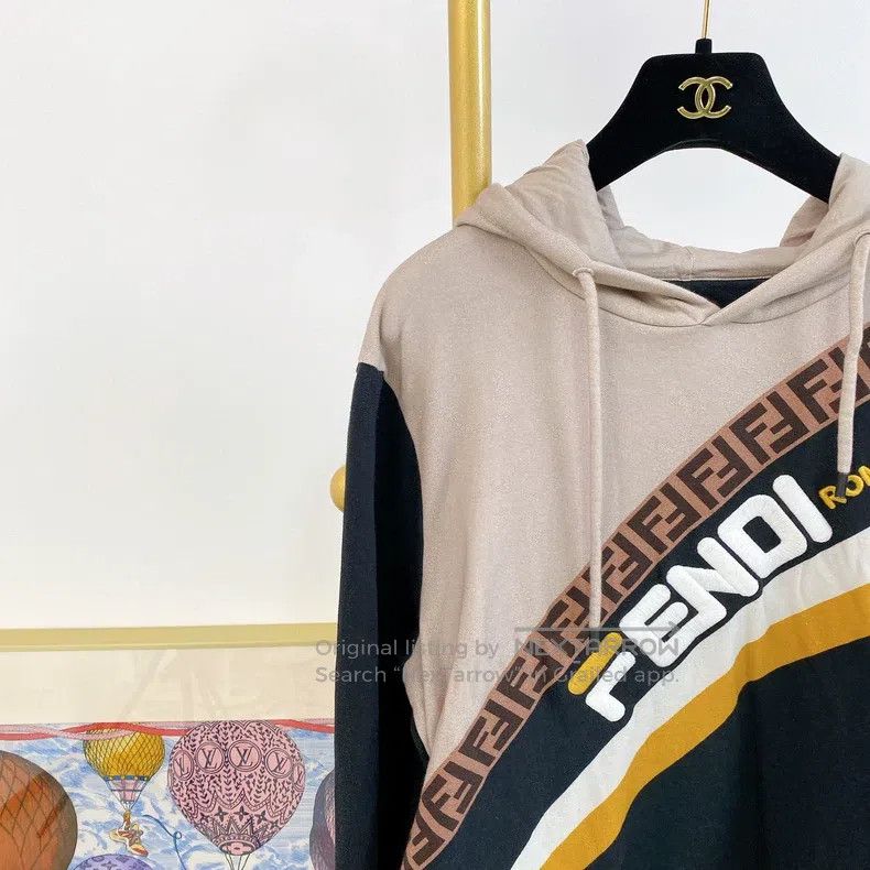 Fendi Fendi Colorblock Logo Hooded Sweatshirt Size US S / EU 44-46 / 1 - 3 Thumbnail