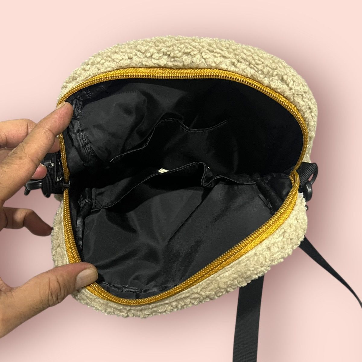 Japanese Brand × Studio Seven RARE STUDIO CLIP JAPAN FLEECE CROSSBODY SHOULDER BAG Size ONE SIZE - 16 Thumbnail