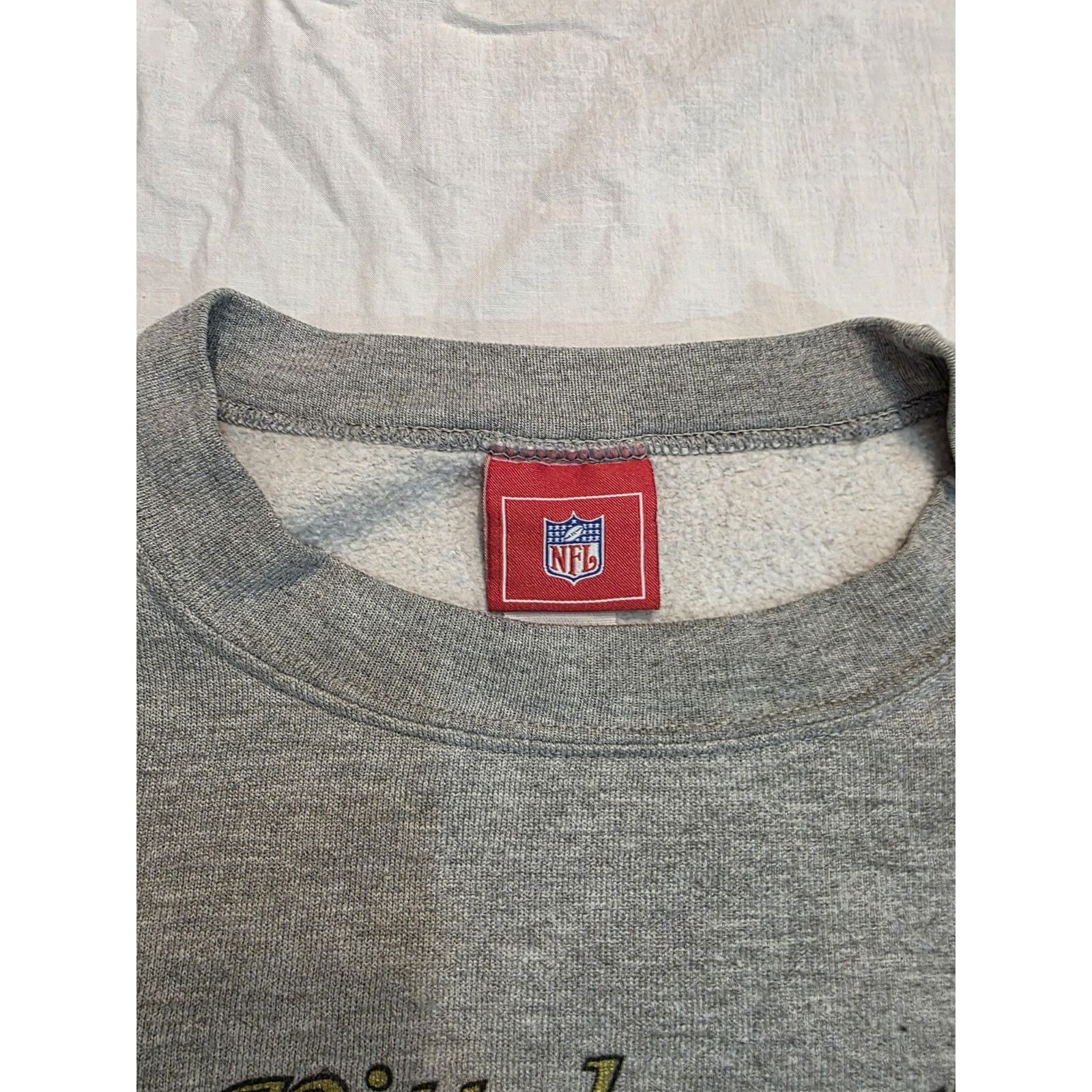 Tommy Bahama Pittsburgh Steelers NFL Vintage Crewneck Grey Sweatshirt Size US M / EU 48-50 / 2 - 3 Thumbnail