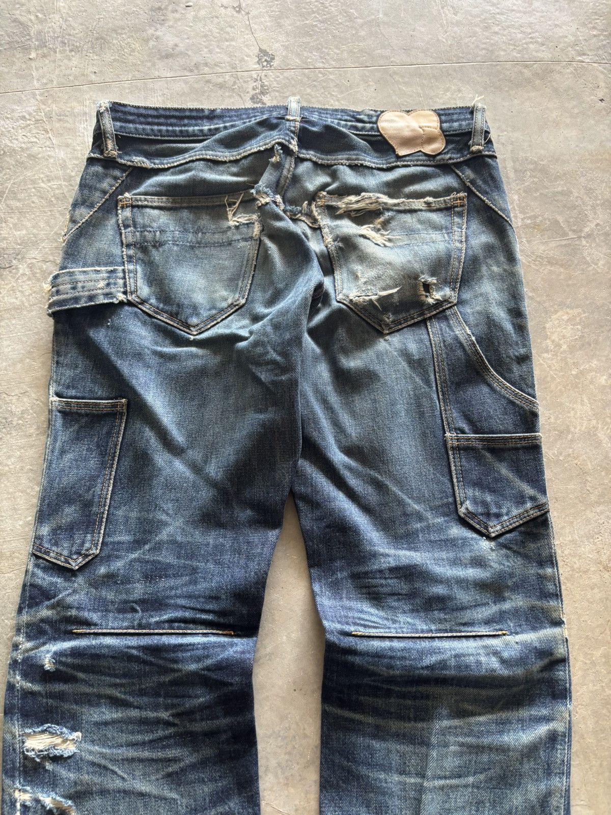 Number (N)ine DISTRESSED NUMBER (N)INE BIRDS DOUBLE KNEE CARPENTER DENIM Size US 32 / EU 48 - 17 Thumbnail