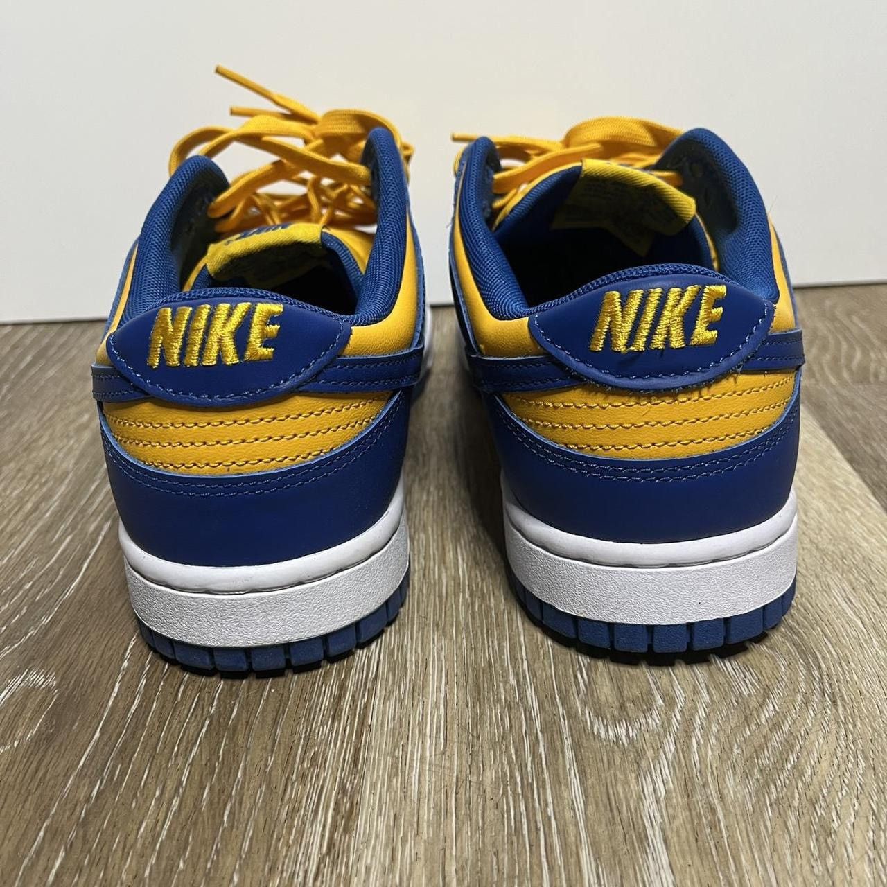 Nike ucla bruns nike dunk low Size US 8.5 / EU 41-42 - 5 Thumbnail