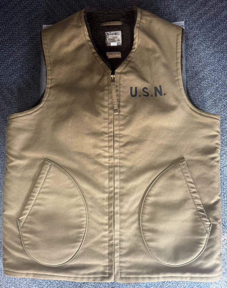 The Real McCoy's The Real Mccoy's USN ALPACA VEST 2504-Nextarrow Size US L / EU 52-54 / 3 - 1 Thumbnail