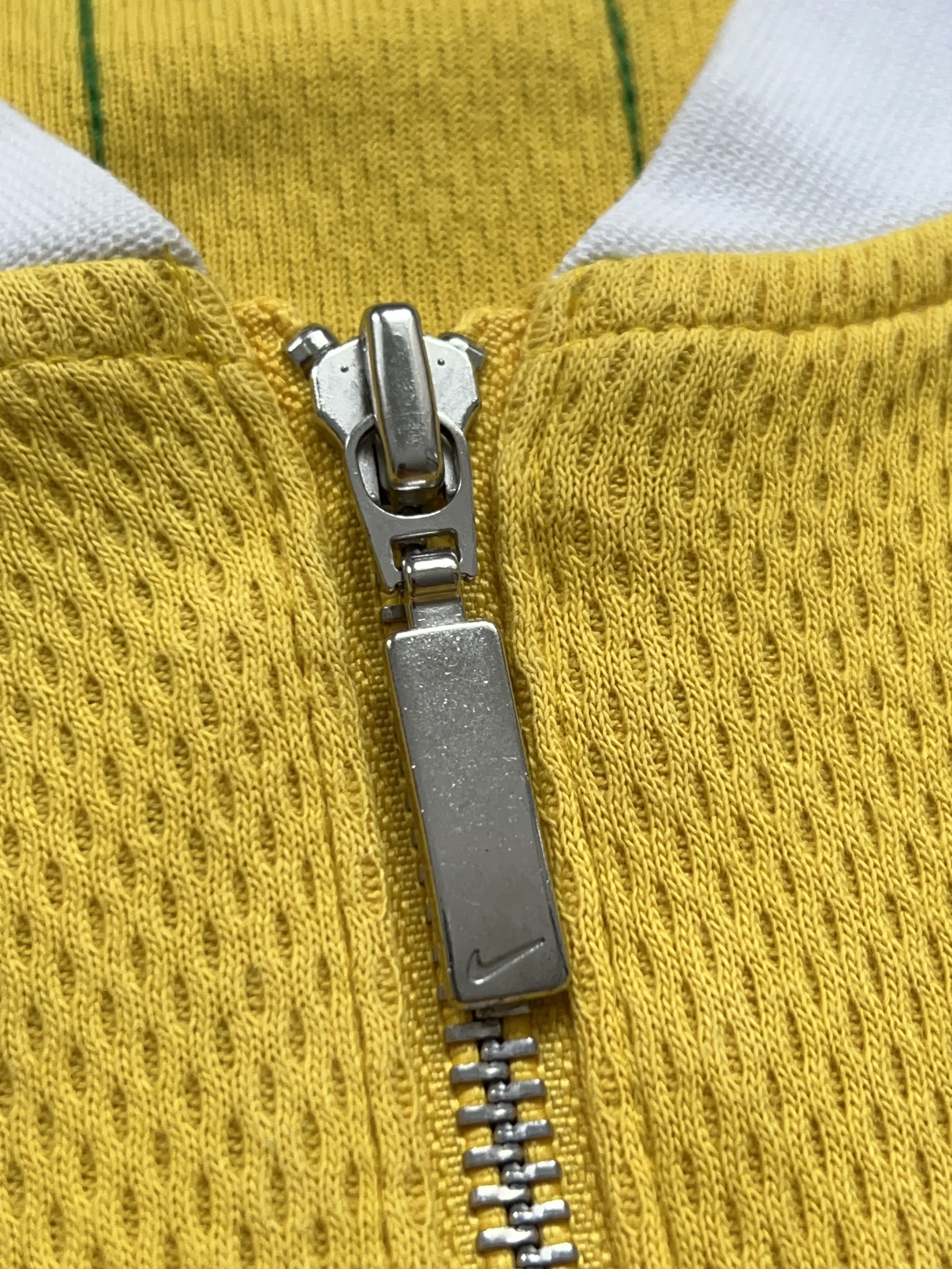 Nike Mens Brazil #10 RONALDINHO Yellow Track Jacket Zip Sweater Size US XXL / EU 58 / 5 - 10 Thumbnail