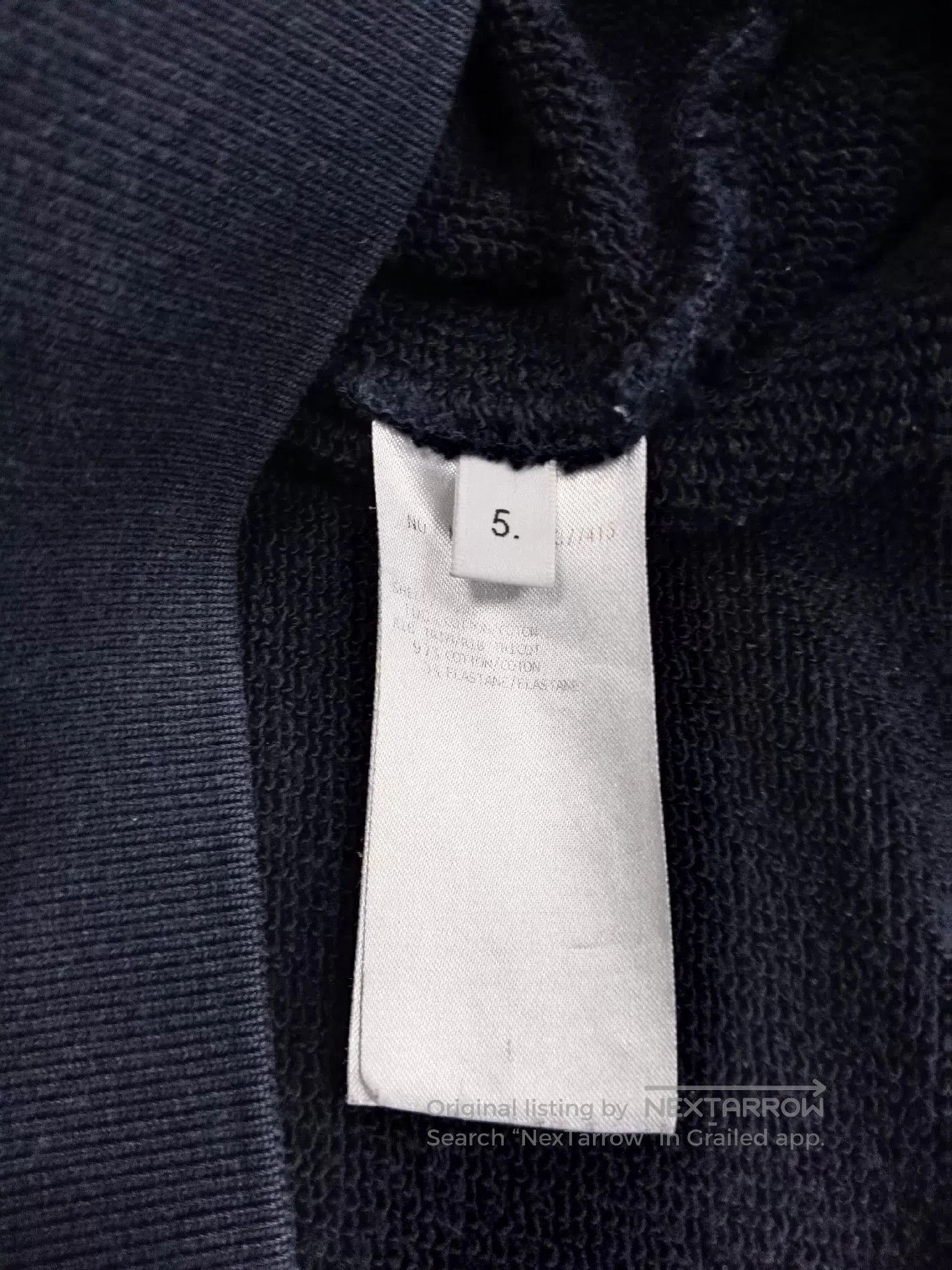Thom Browne classic striped embroidered sweatshirt in navy. Size US L / EU 52-54 / 3 - 5 Thumbnail