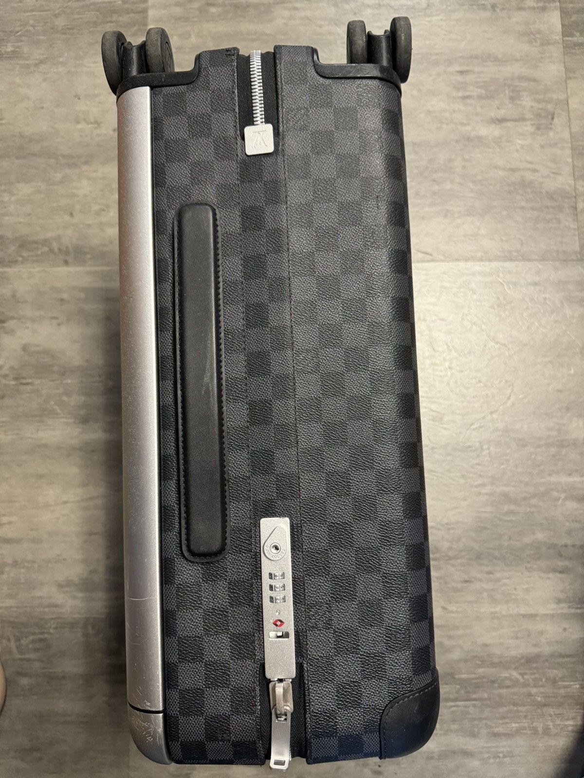 Louis Vuitton Louis Vuitton Horizon 55 Graphite Size ONE SIZE - 16 Thumbnail