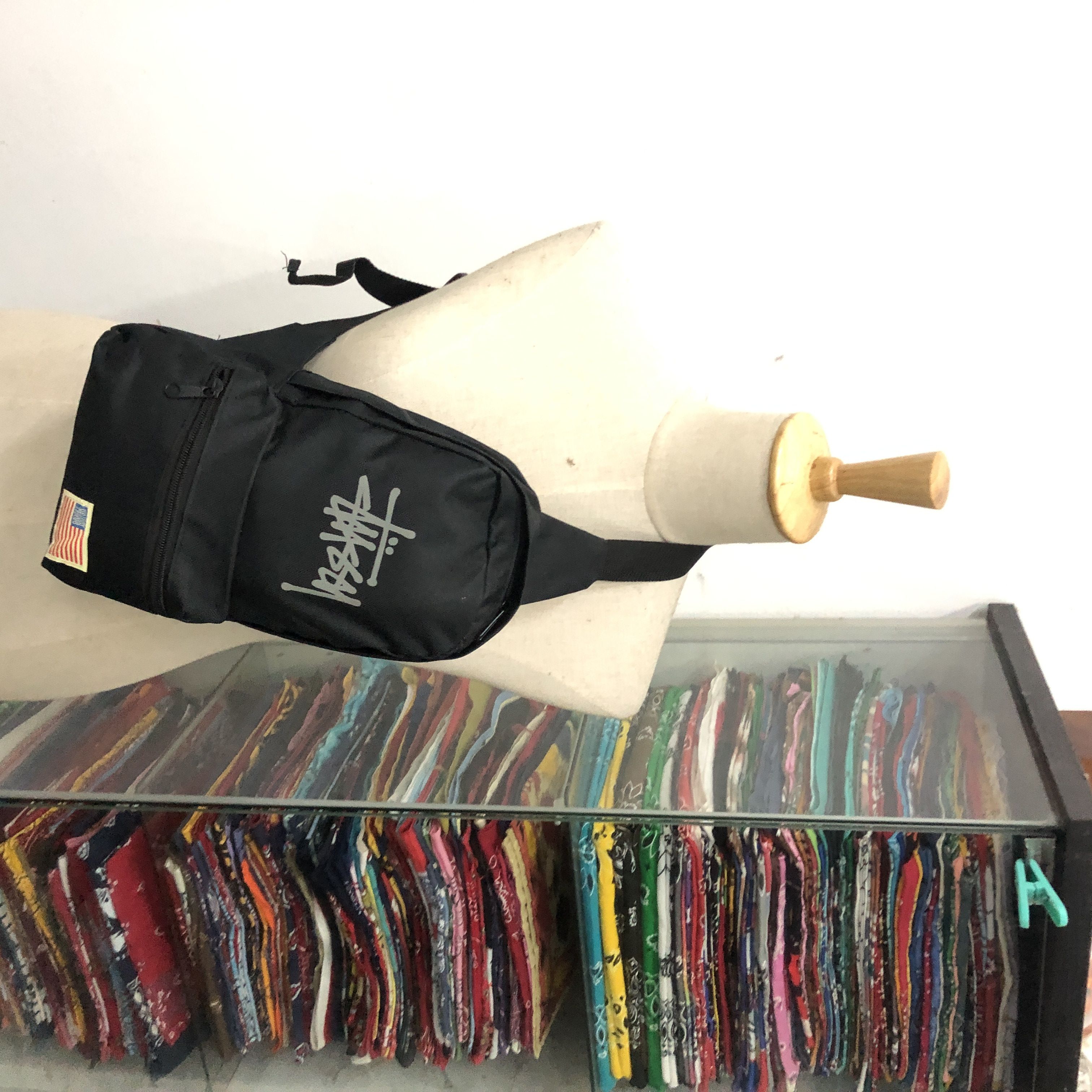 Stussy AUTHENTIC Stussy 🇯🇵 Magazine Troops Crossbody Sling Bag Size ONE SIZE - 5 Thumbnail
