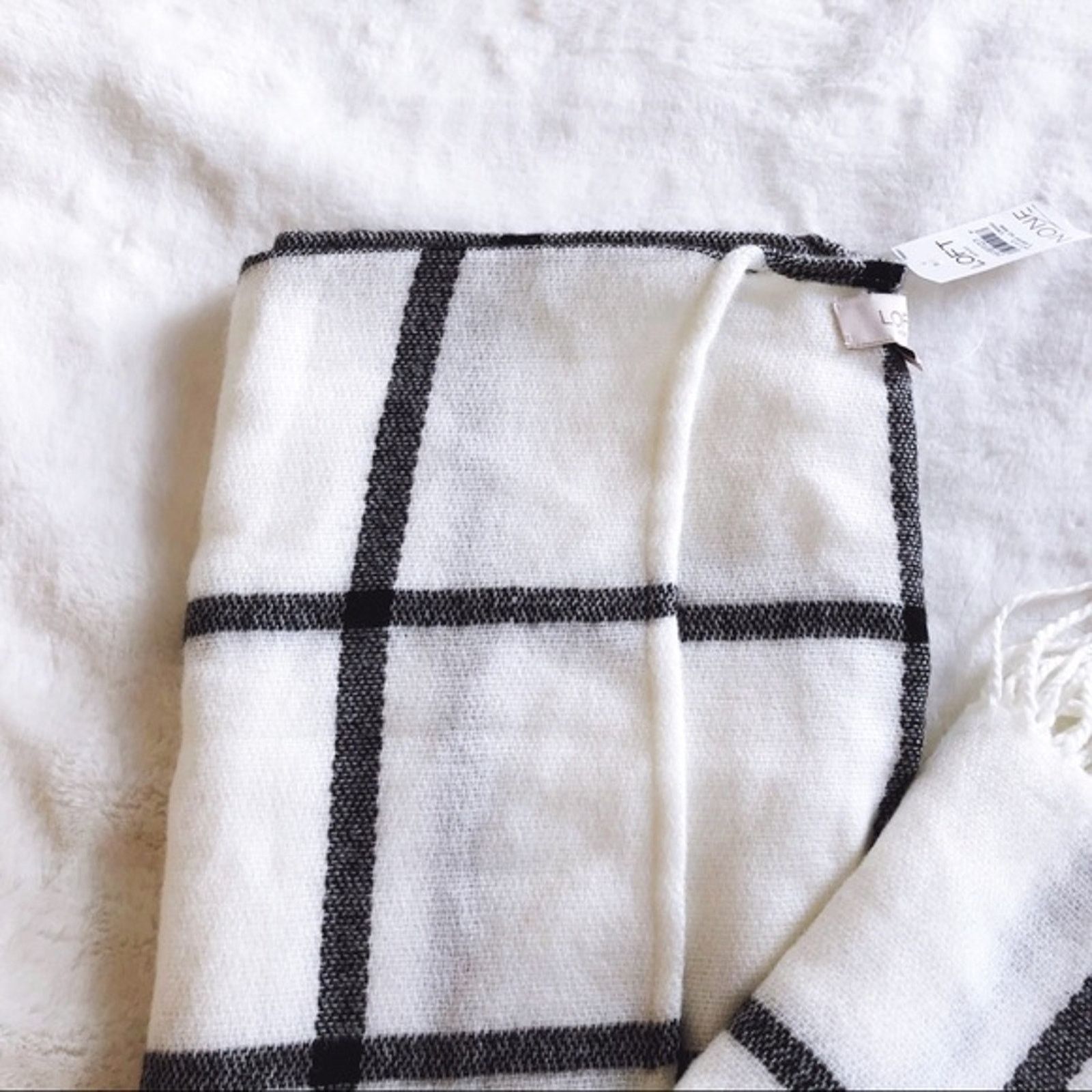 Loft LOFT White Plaid Fringe Wrap Scarf Size ONE SIZE - 4 Thumbnail