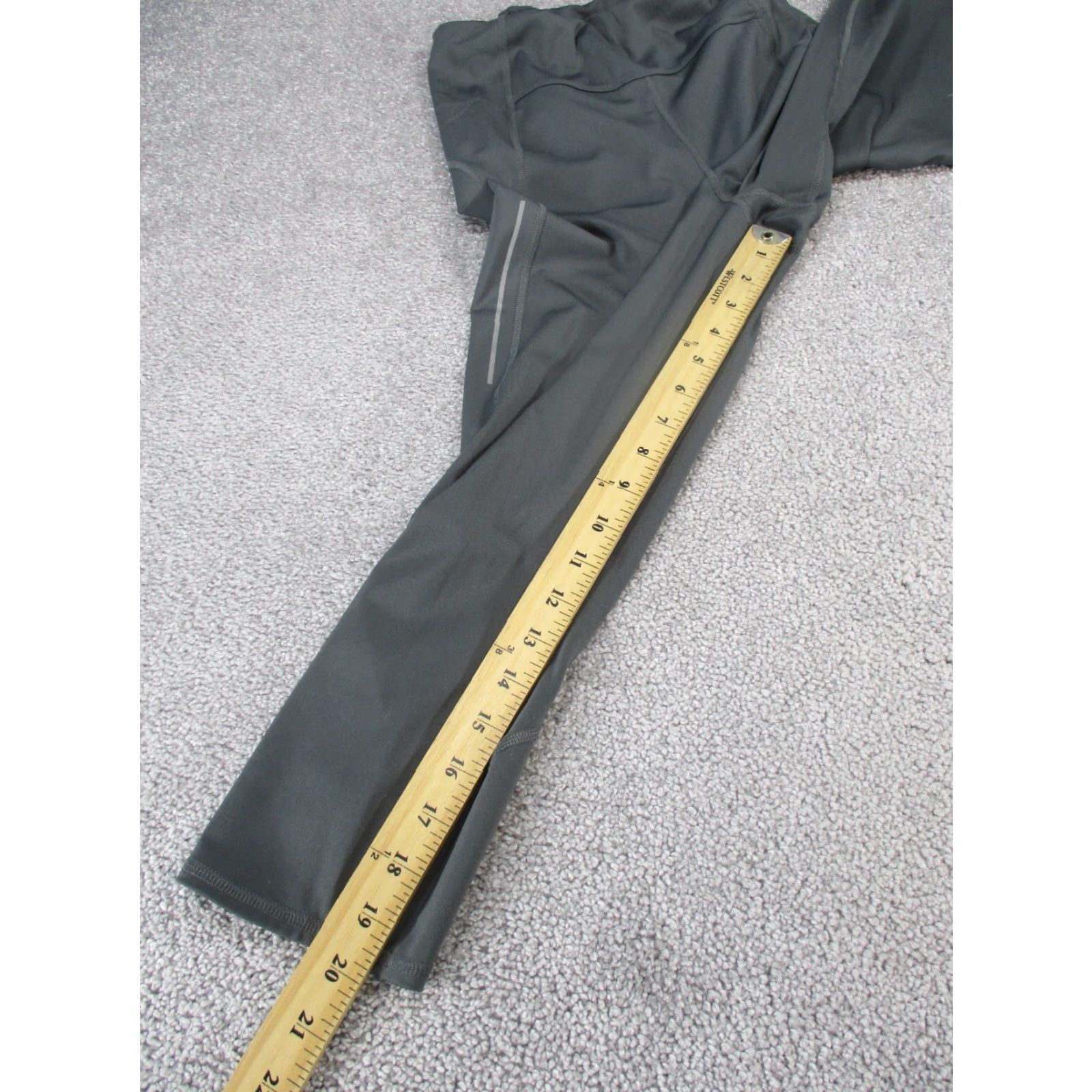Adidas Adidas Leggings Women's Small Gray Cropped Athletic Running Activewear S Womens Size 28" / US 6 / IT 42 - 4 Thumbnail