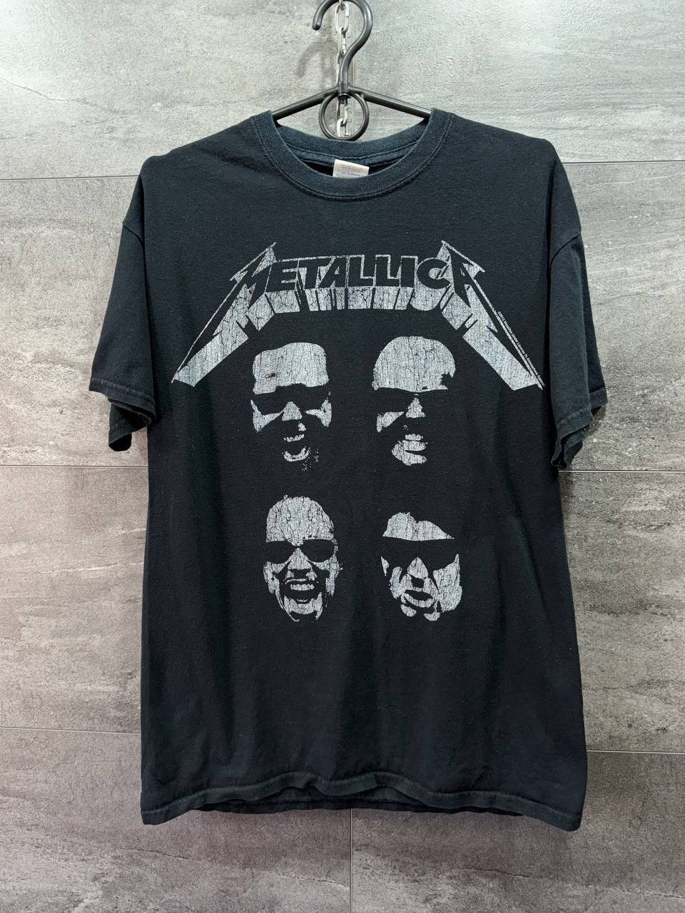Band Tees Vintage 2012 Metallica black silhouette faces t-shirt Size US M / EU 48-50 / 2 - 1 Thumbnail