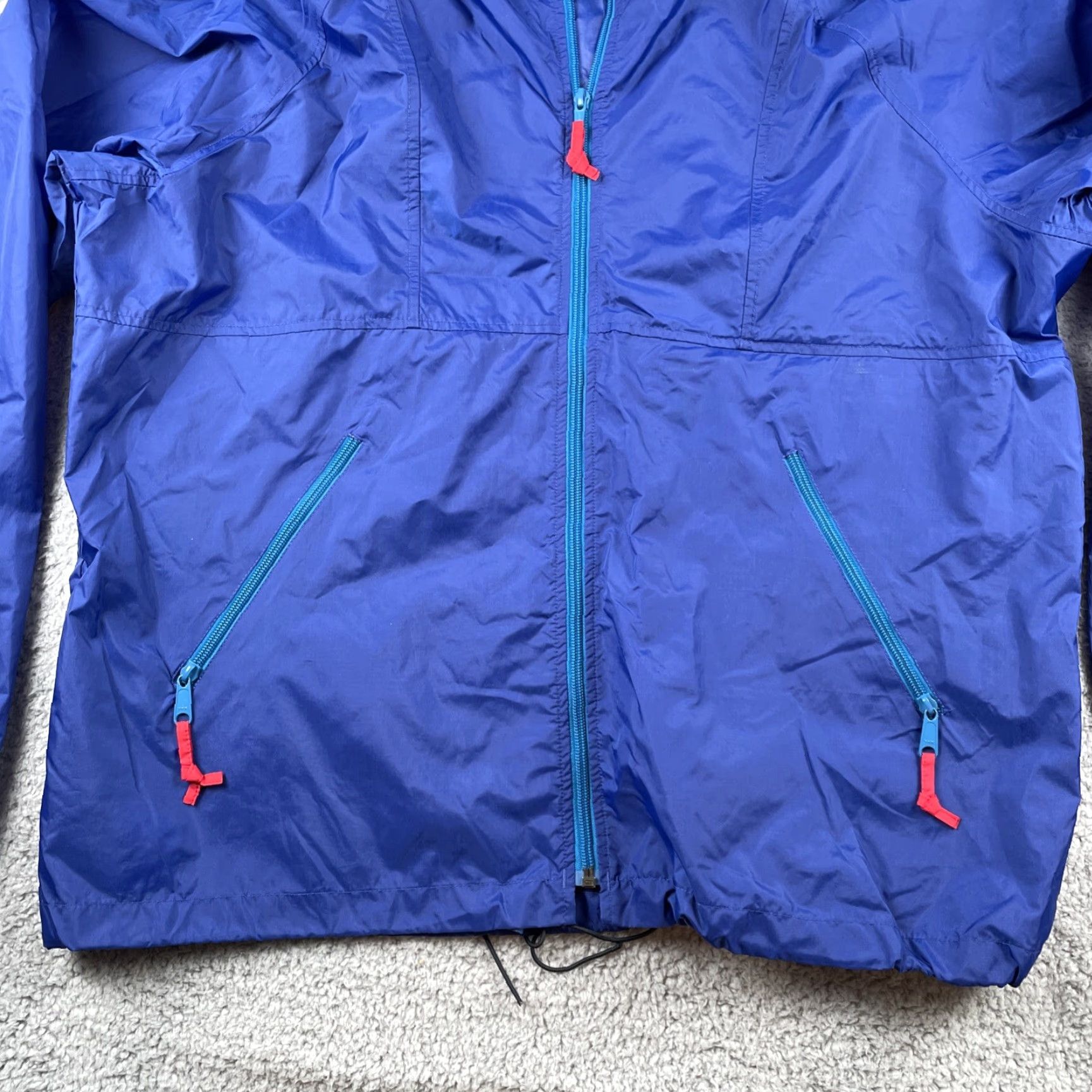 Sierra Designs VINTAGE Sierra Designs XL Blue Full Zip Hooded Windbreaker Jacket Packable Layer Mens Windbreaker 90s Outdoor Outdoor Windbreaker Size US XL / EU 56 / 4 - 5 Thumbnail