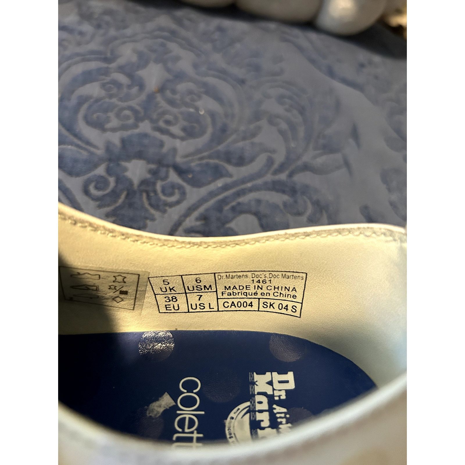 Dr. Martens Very Rare! Dr Martens x Colette White Polka Dot size 7/EU 38 Size US 7 / IT 37 - 5 Thumbnail