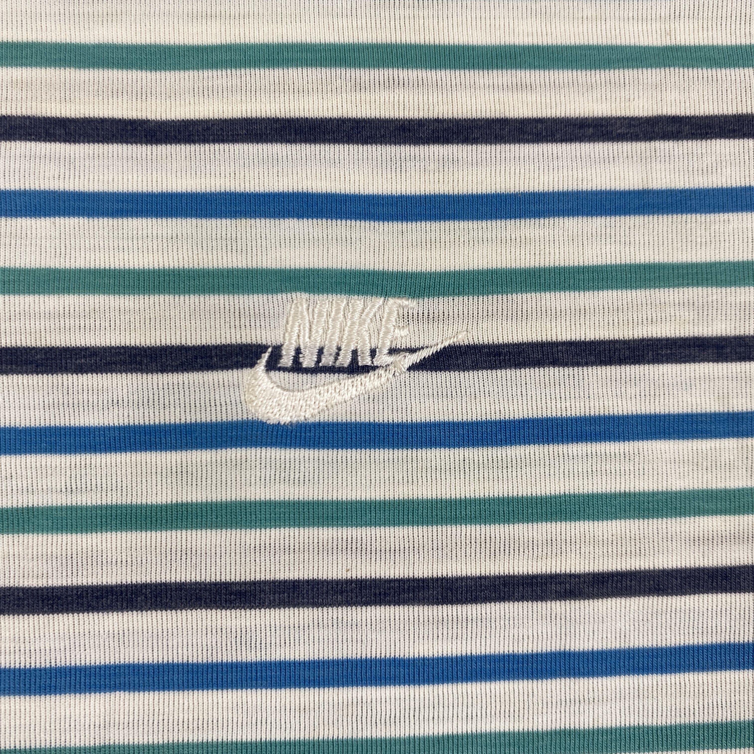Nike Vintage Nike Button Shirt -D084 Size US S / EU 44-46 / 1 - 3 Thumbnail