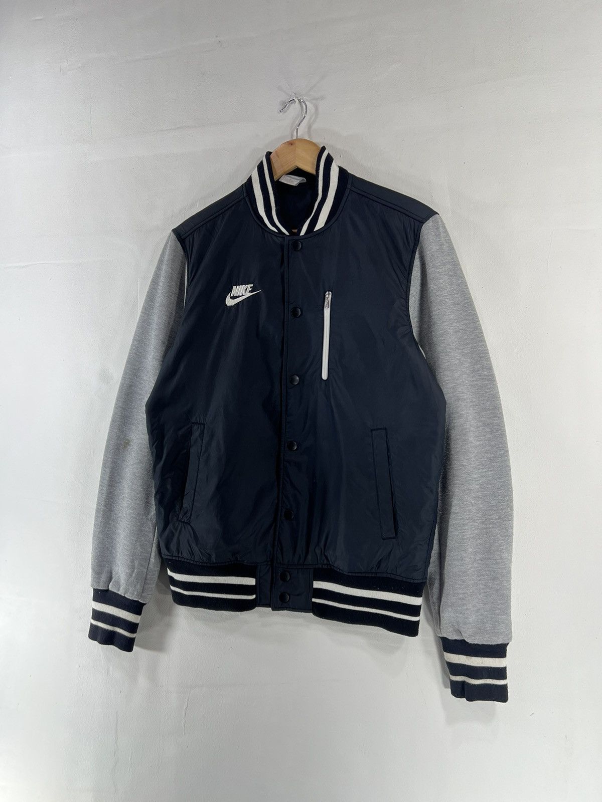 Nike Nike Varsity Bomber Jacket Size US M / EU 48-50 / 2 - 6 Thumbnail
