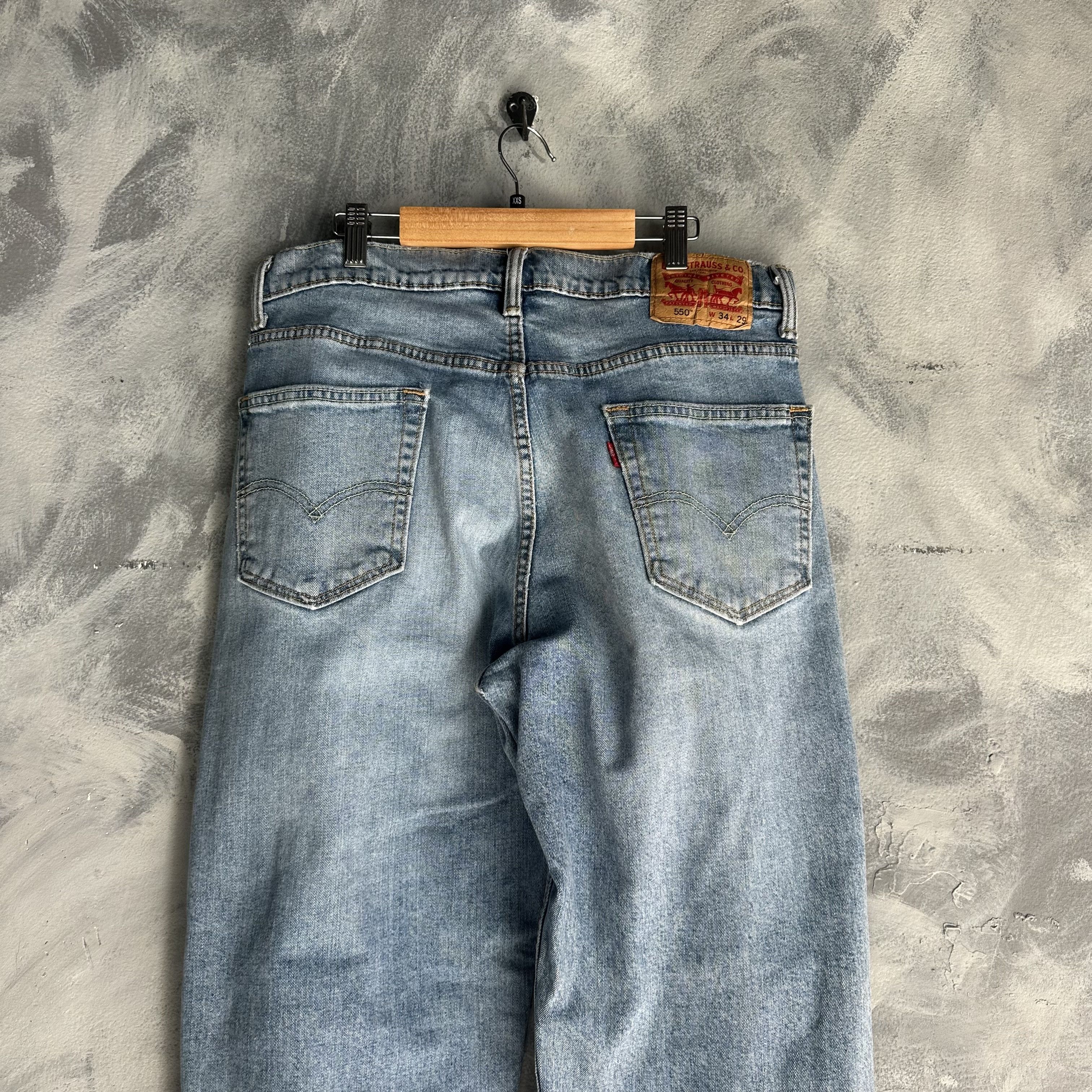 Levi's Vintage Levis 550 Jeans Mens 34x29 Blue Relaxed Fit Tapered Size US 34 / EU 50 - 3 Thumbnail