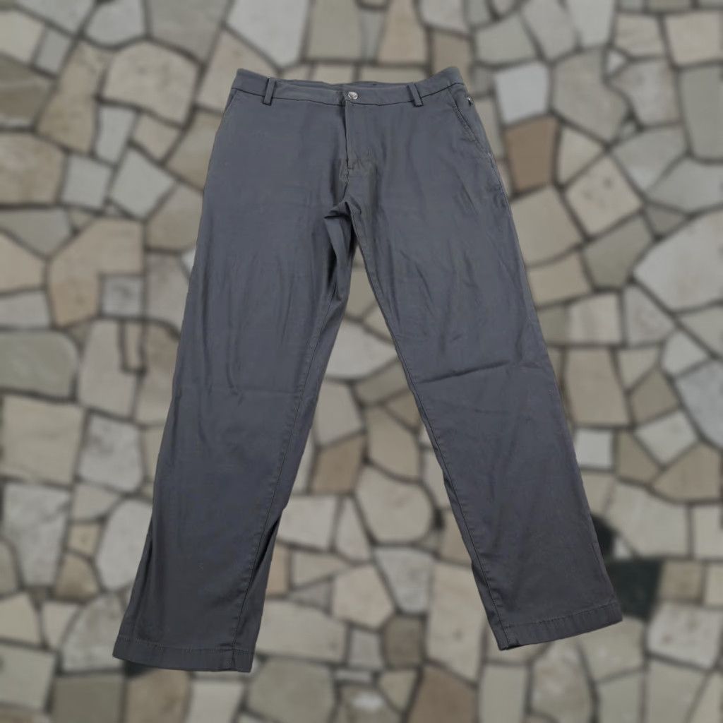 Vintage Birddogs Pants Mens 32x28 Black Chino Straight Leg Size US 32 / EU 48 - 1 Thumbnail