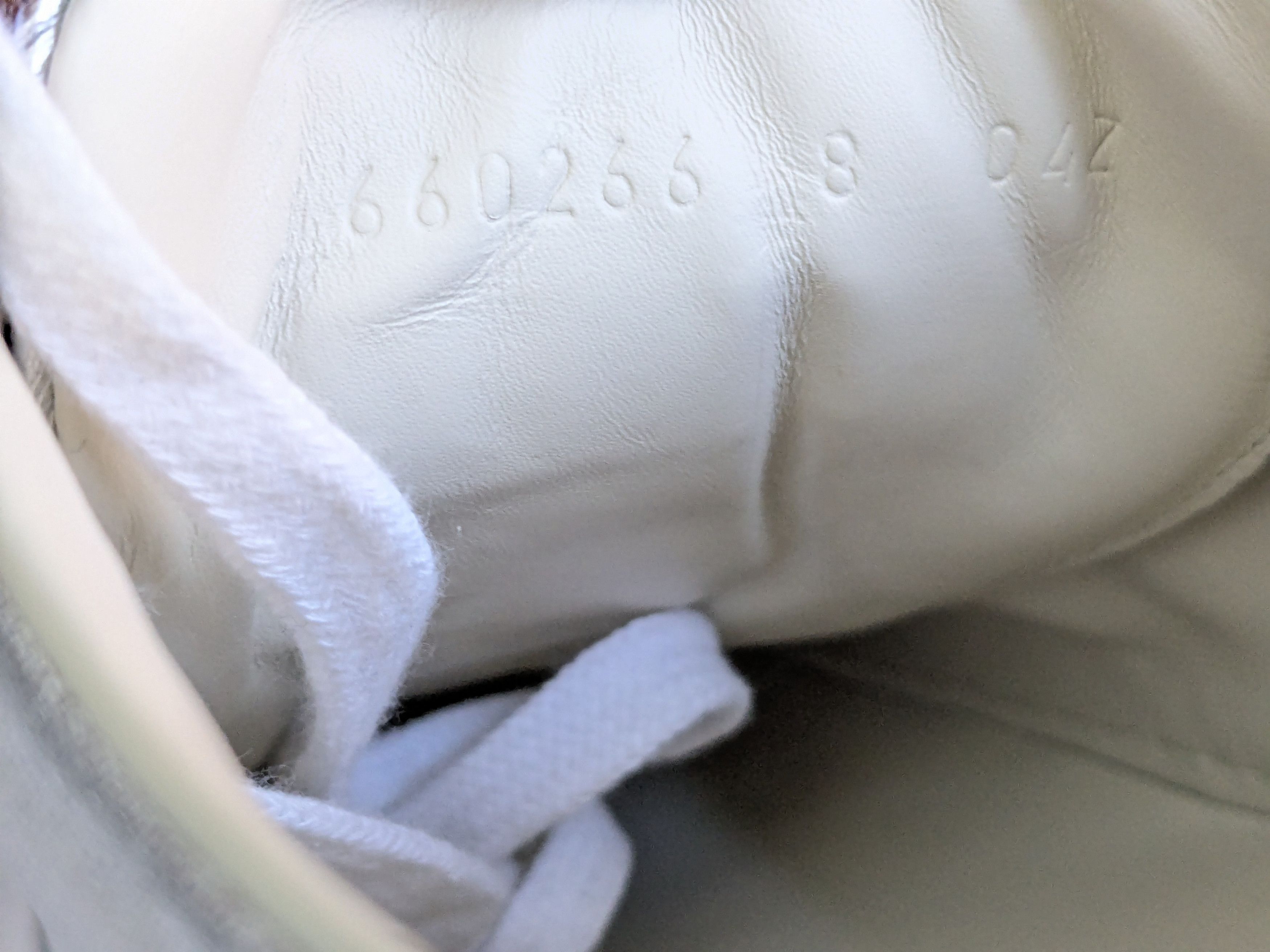 Gucci Gucci Ace Sneakers 8.5 Silver Leather Low Logo Size US 8.5 / EU 41-42 - 9 Thumbnail