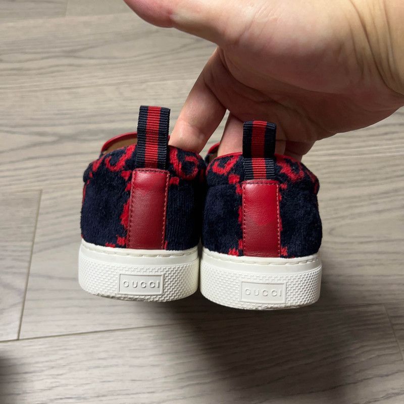 Gucci Gucci Red Slip-On Casual Sneakers for Men - Size US 10.5 / EU 43-44 - 3 Thumbnail
