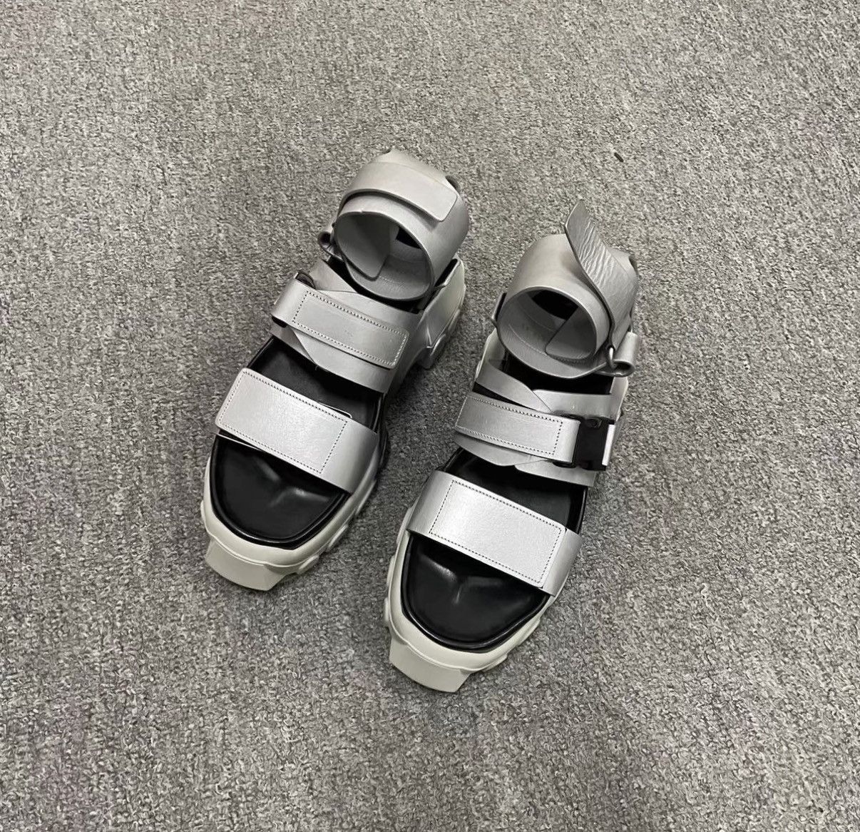 Rick Owens Rick Owens Silver Sandals J41 Size US 8.5 / EU 41-42 - 2 Thumbnail