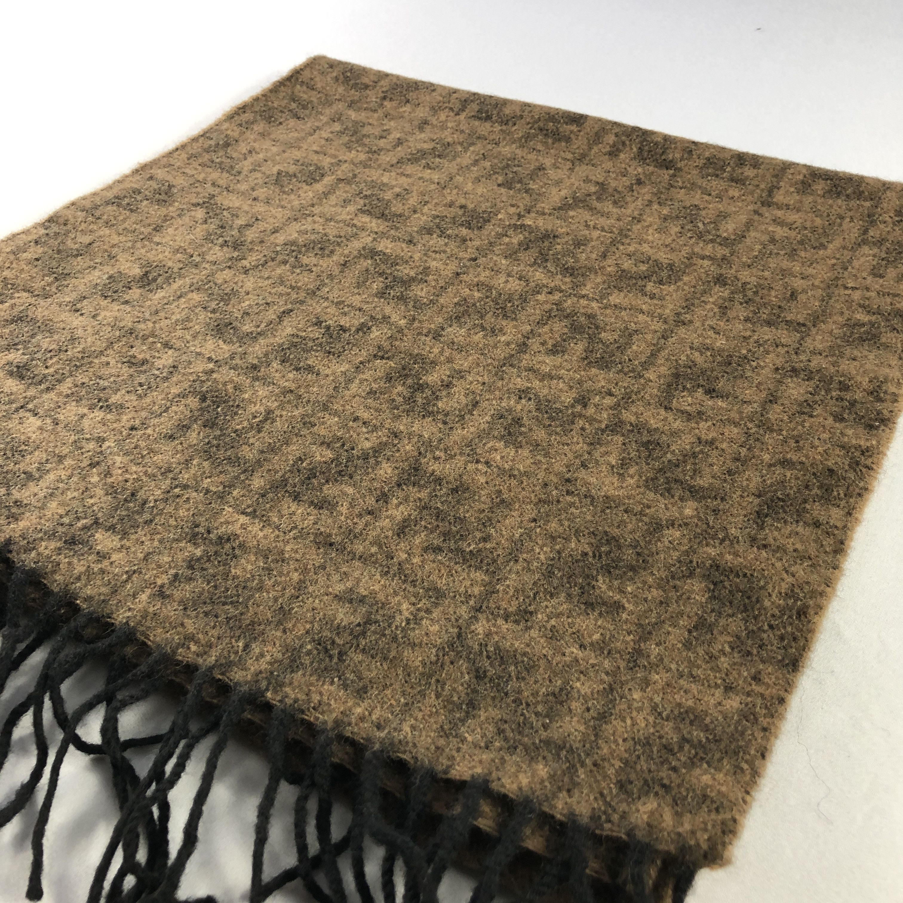 Fendi Fendi Monogram Scarf Muffler Wool Neck Warmer V2837 Size ONE SIZE - 4 Thumbnail