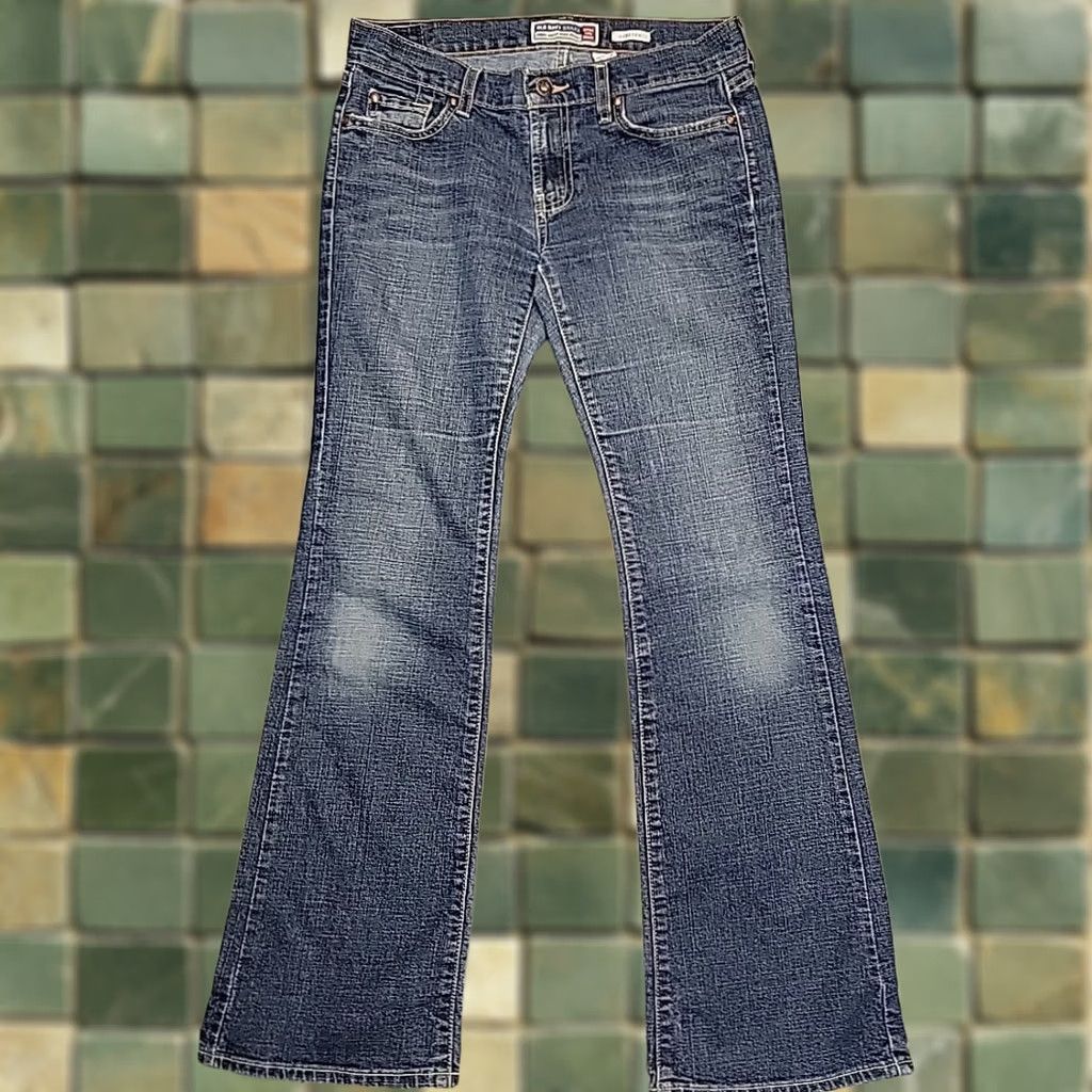 Old Navy VTG Old Navy Jeans Women Size 4 Blue Faded Denim Ultra Low Rise Flared Y2K Retro Jeans Women 4 Blue Faded Denim Ultra Low Rise Flared Y2K Retro Size 27" / US 4 / IT 40 - 1 Thumbnail