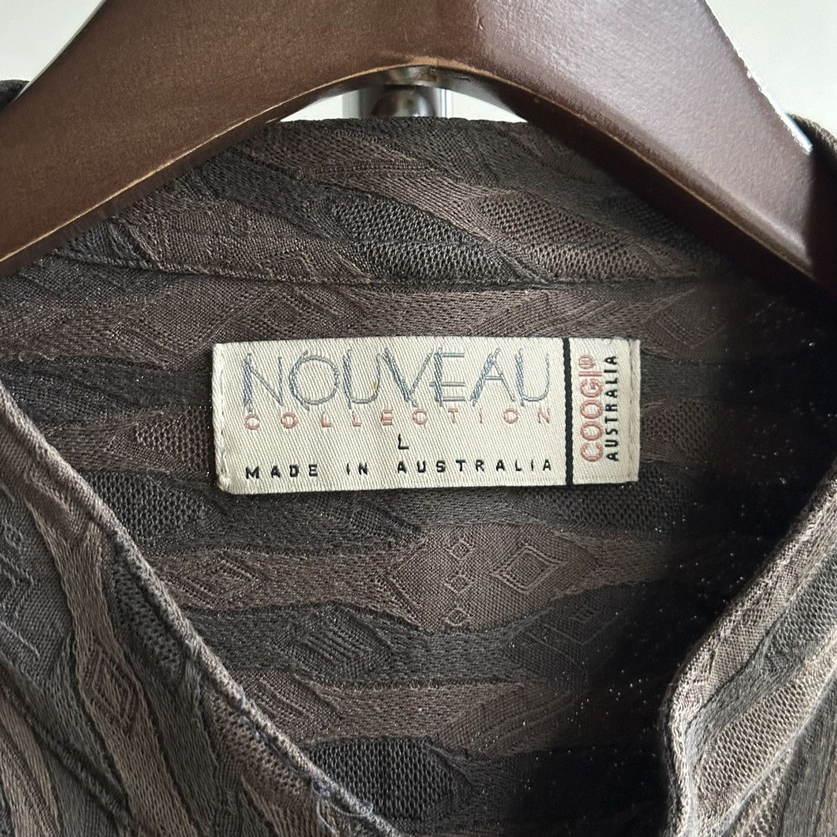 Coogi Vintage Nouveau Coogi Australia Textured Button Up Shirt Size US L / EU 52-54 / 3 - 8 Thumbnail