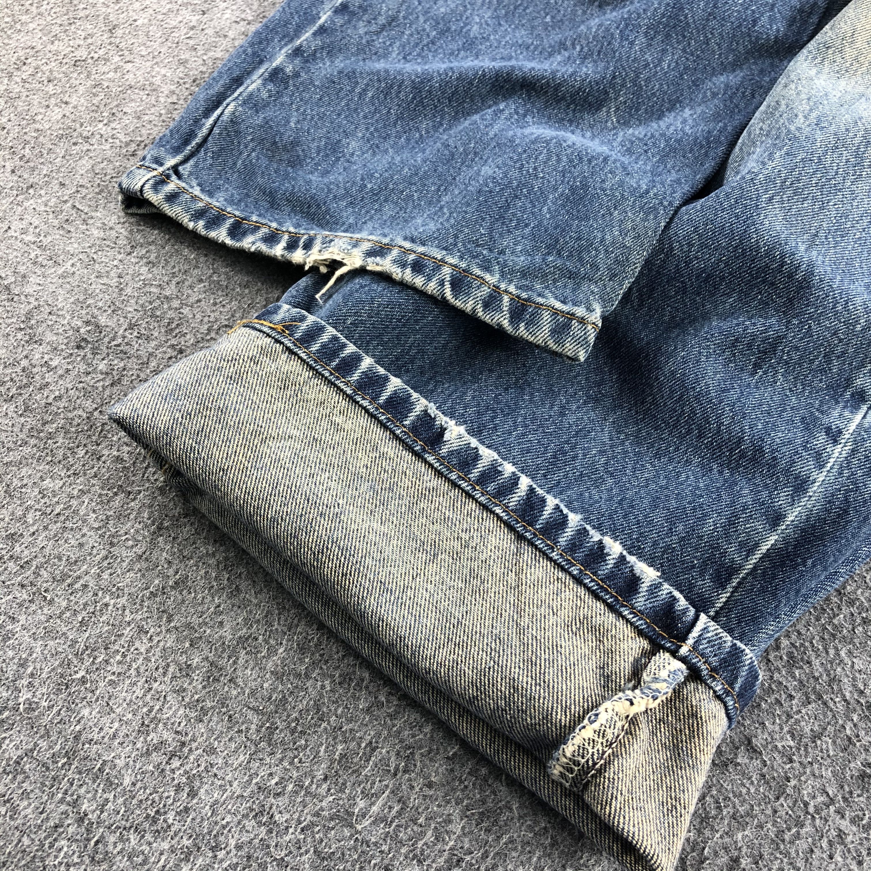 Levi's Vintage 90s Dirty Blue Wash Levis 550 Jeans-J1206 Size US 39 - 7 Thumbnail