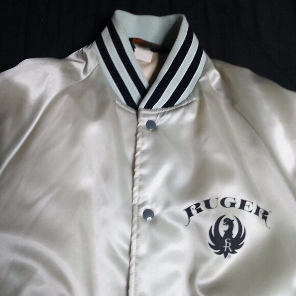 Dunbrooke Deadstock Vintage Ruger Firearm Satin Jacket Size US S / EU 44-46 / 1 - 3 Thumbnail
