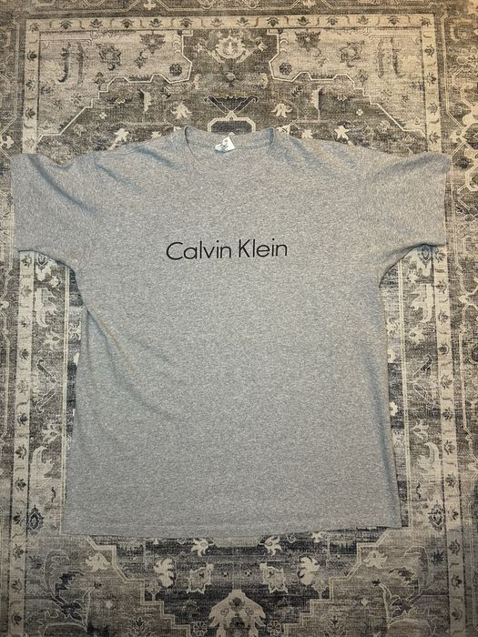 Calvin Klein Calvin Klein vintage 90s essential logo t-shirt L