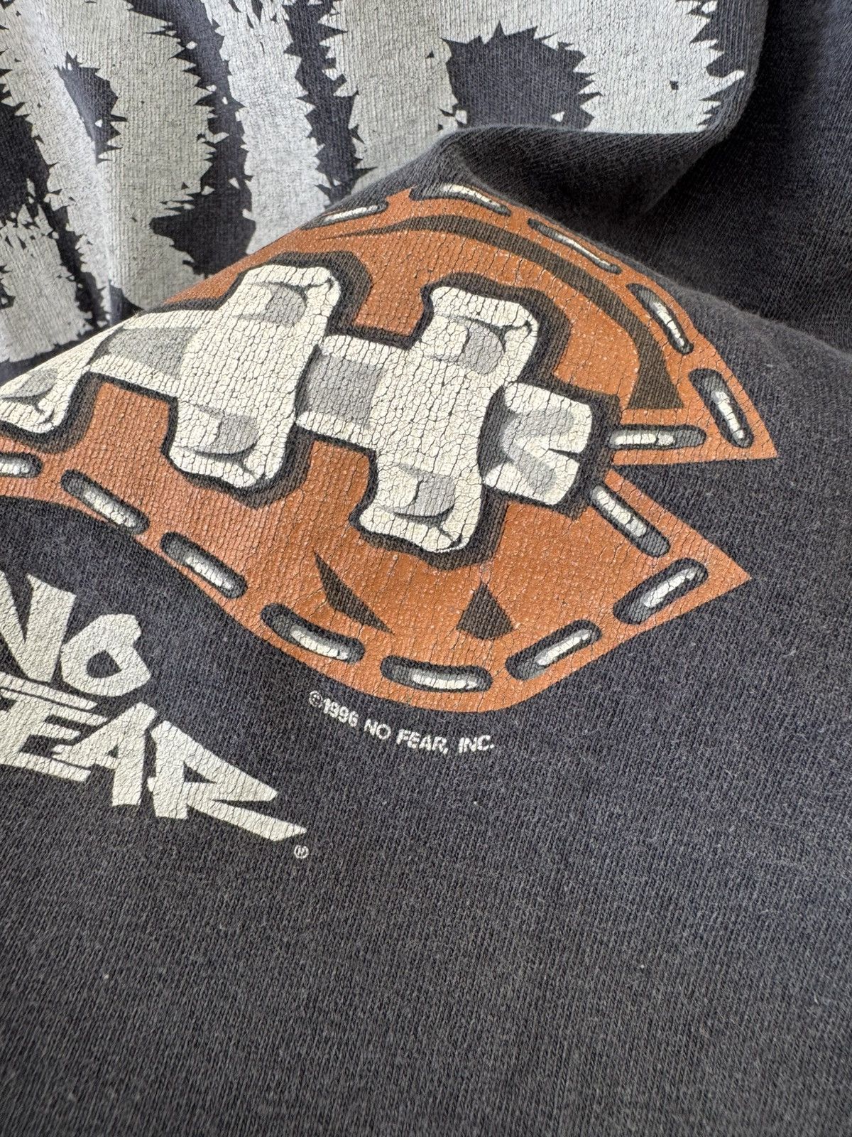 No Fear VINTAGE 90’S NO FEAR GET A GRIP T-SHIRT Size US L / EU 52-54 / 3 - 5 Thumbnail