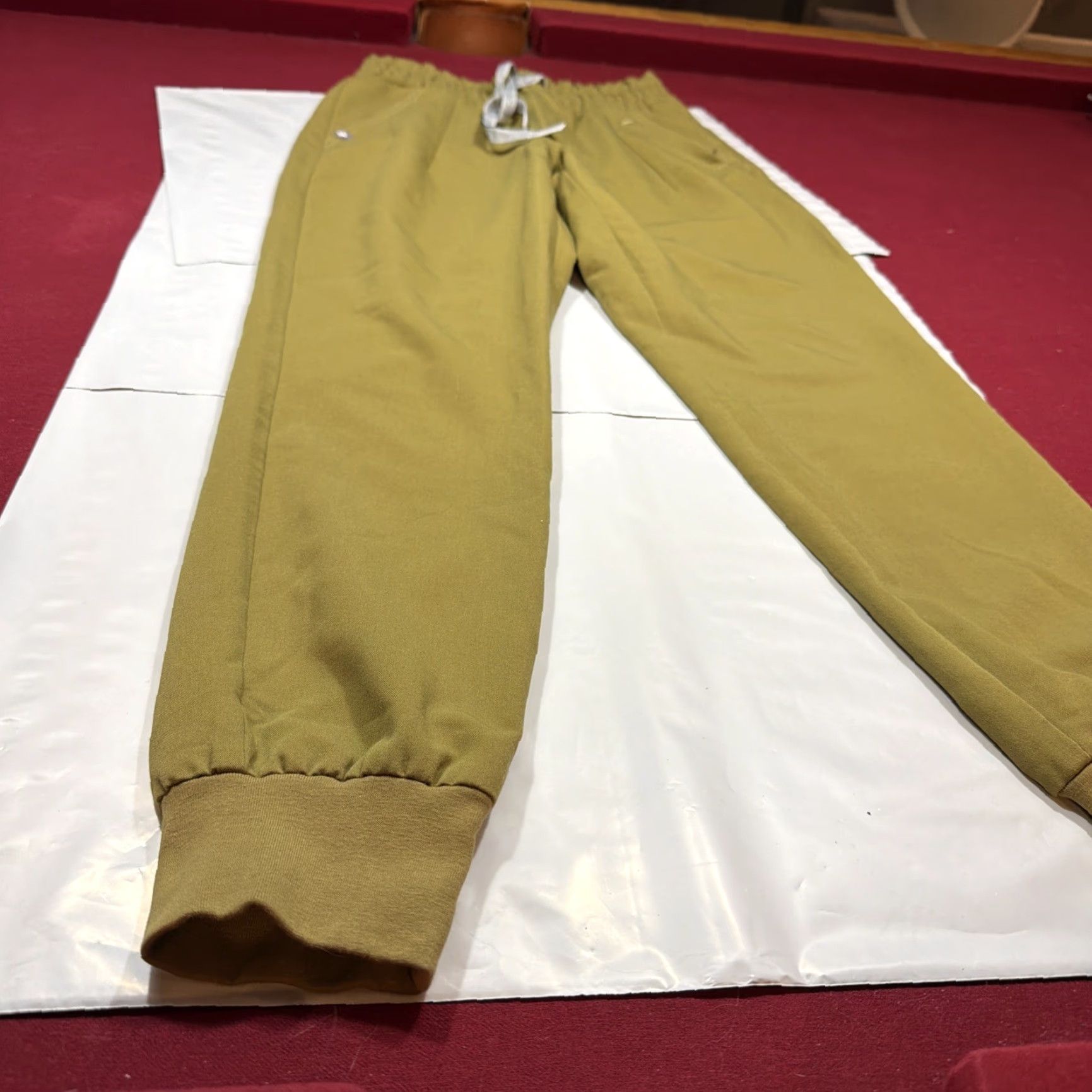 Olive FIGS PANTS JOGGERS Olive Green XS Women Drawstring Waist Rayon Blend - Jogger Tapered Leg Stretcht No Flaws Pockets Medical Scrubs Size 26" / US 2 / IT 38 - 4 Thumbnail