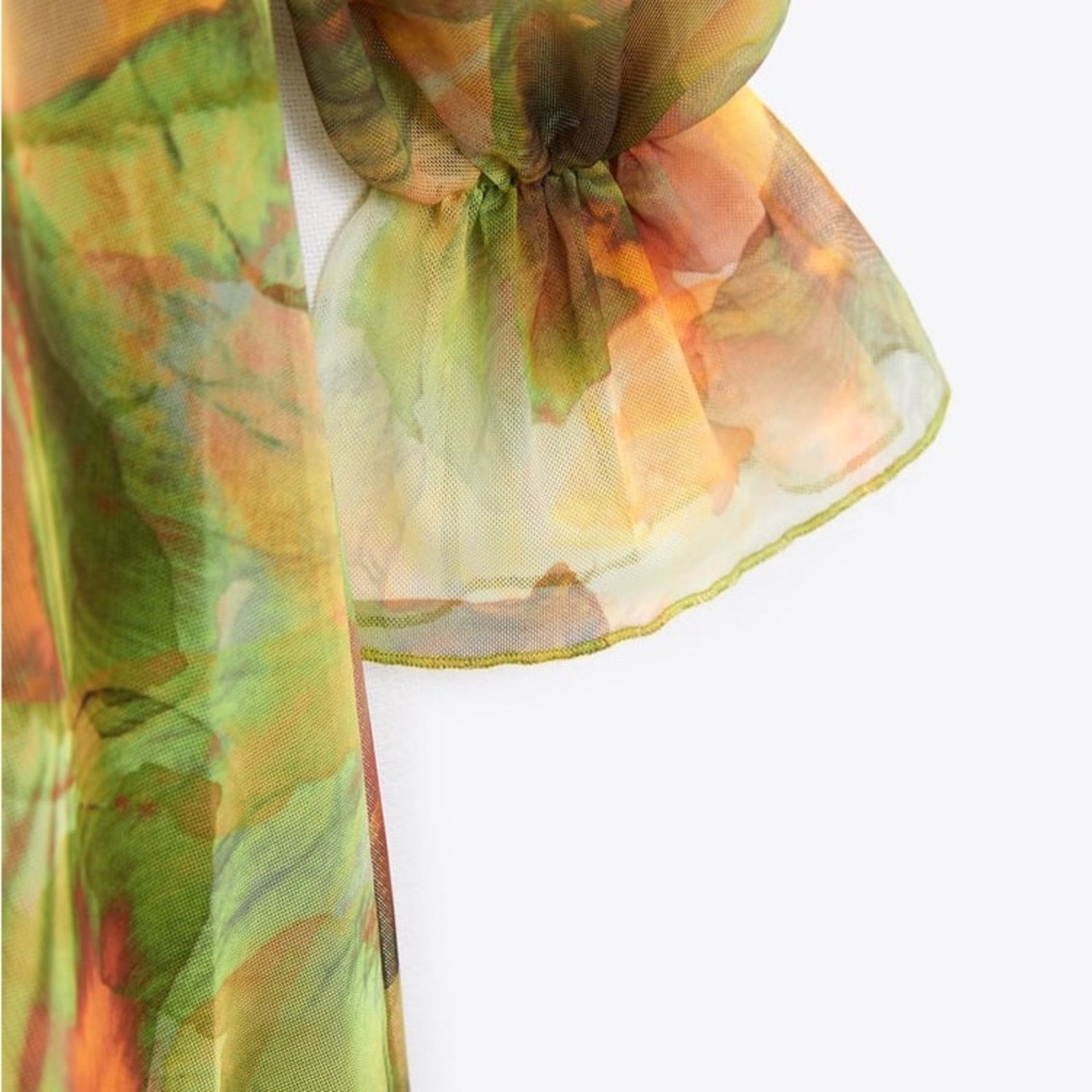 Zara ZARA BLOGGER FAVORITE PRINTED TULLE DRESS GREEN Size S / US 4 / IT 40 - 15 Thumbnail