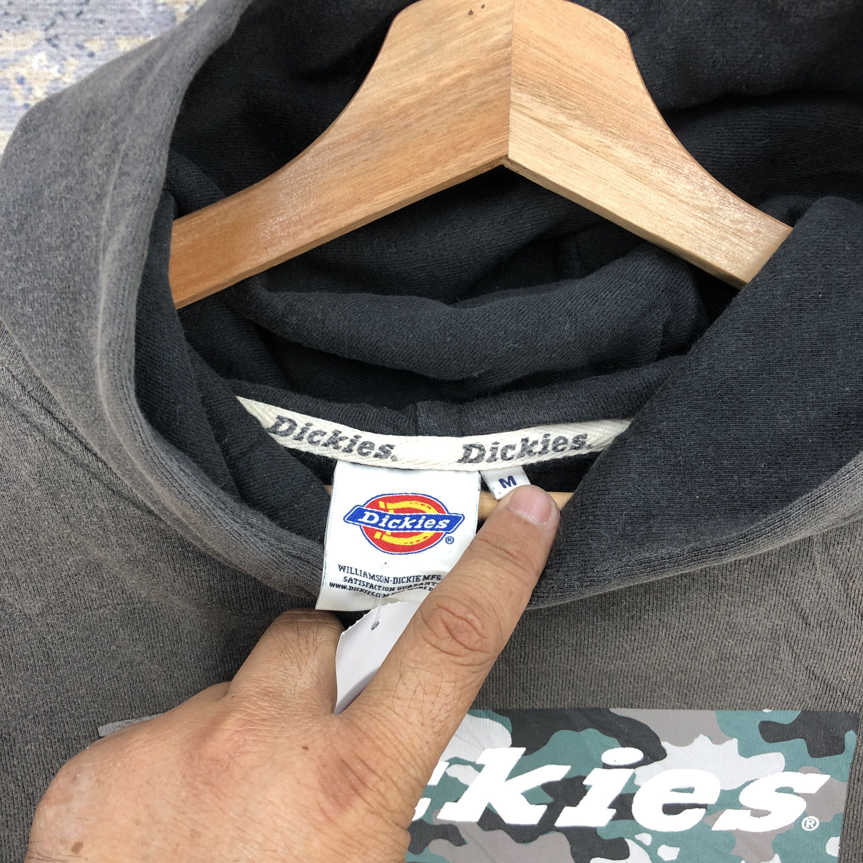 Dickies Vintage Dickies Sun Faded Sweatshirt Hoodie Dickies Sweater Size US M / EU 48-50 / 2 - 5 Thumbnail