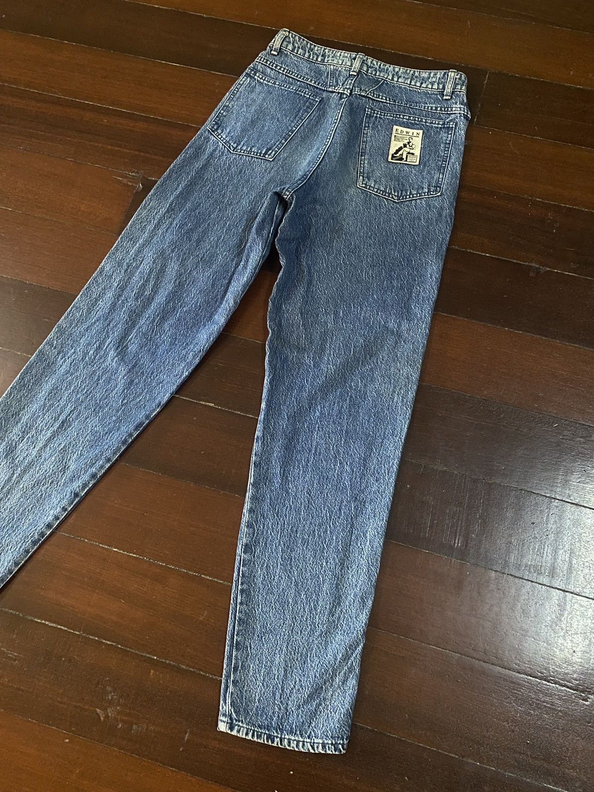 Sick 🔥 VINTAGE EDWIN CLASSIC CROPPED