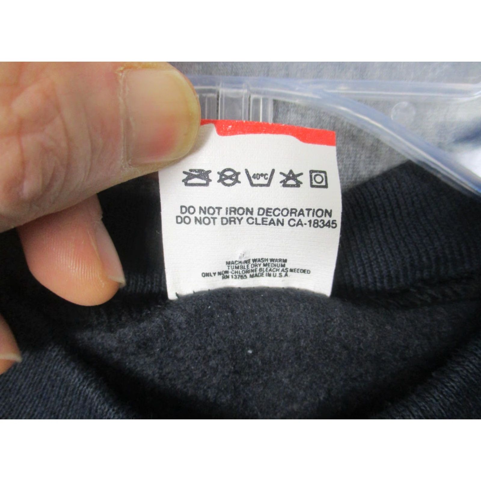 Fruit Of The Loom VINTAGE Fruit Of The Loom Sweatshirt Mens M Black Proud As Can Be Bear 90s Graphic PrintCrewneck Raglan Sleeve Pullover Fleece Cotton Polyester Size US M / EU 48-50 / 2 - 5 Thumbnail