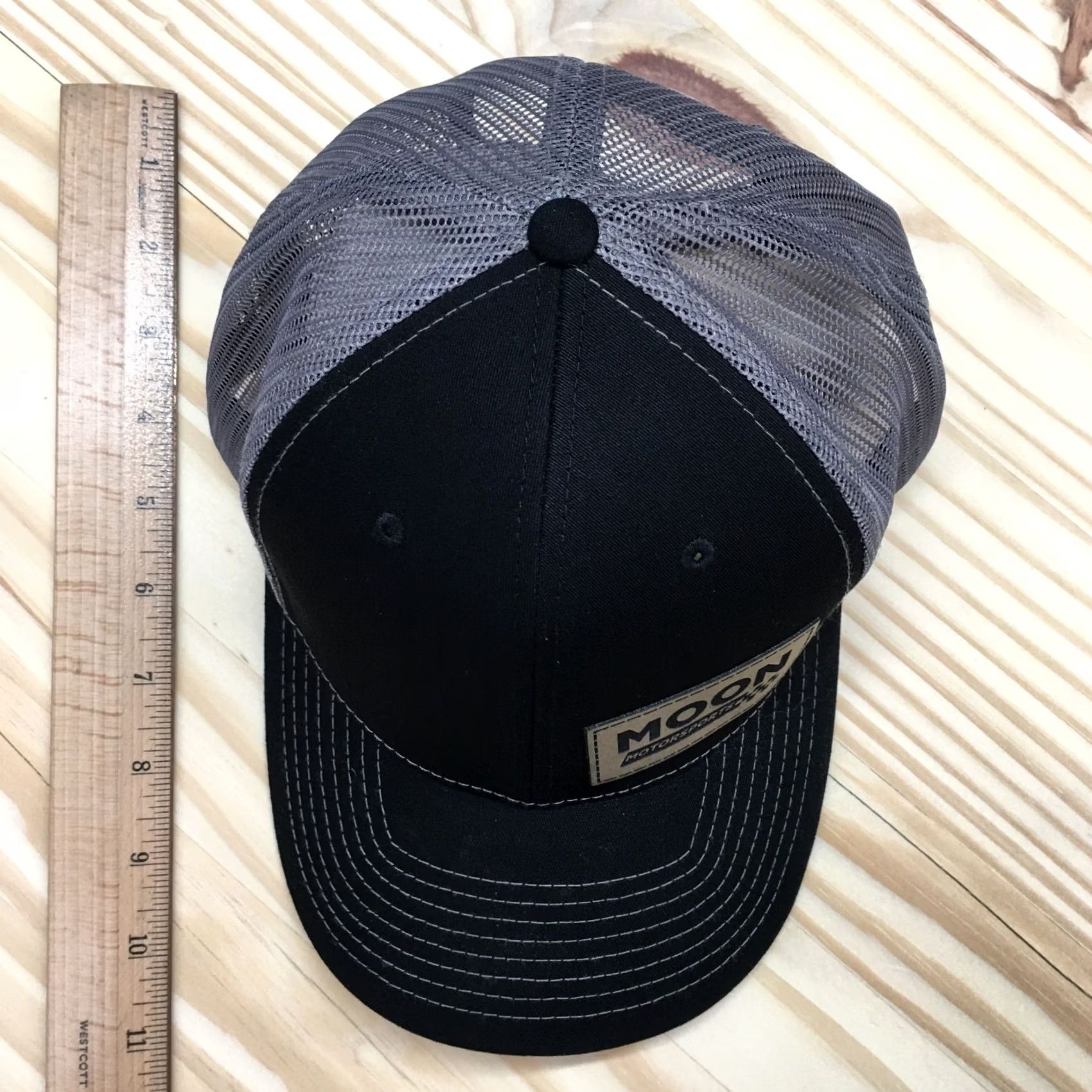 Vintage Richardson Moon Motorsports Trucker Hat Men Black OS Adjustable Embroidered Logo Size ONE SIZE - 4 Thumbnail