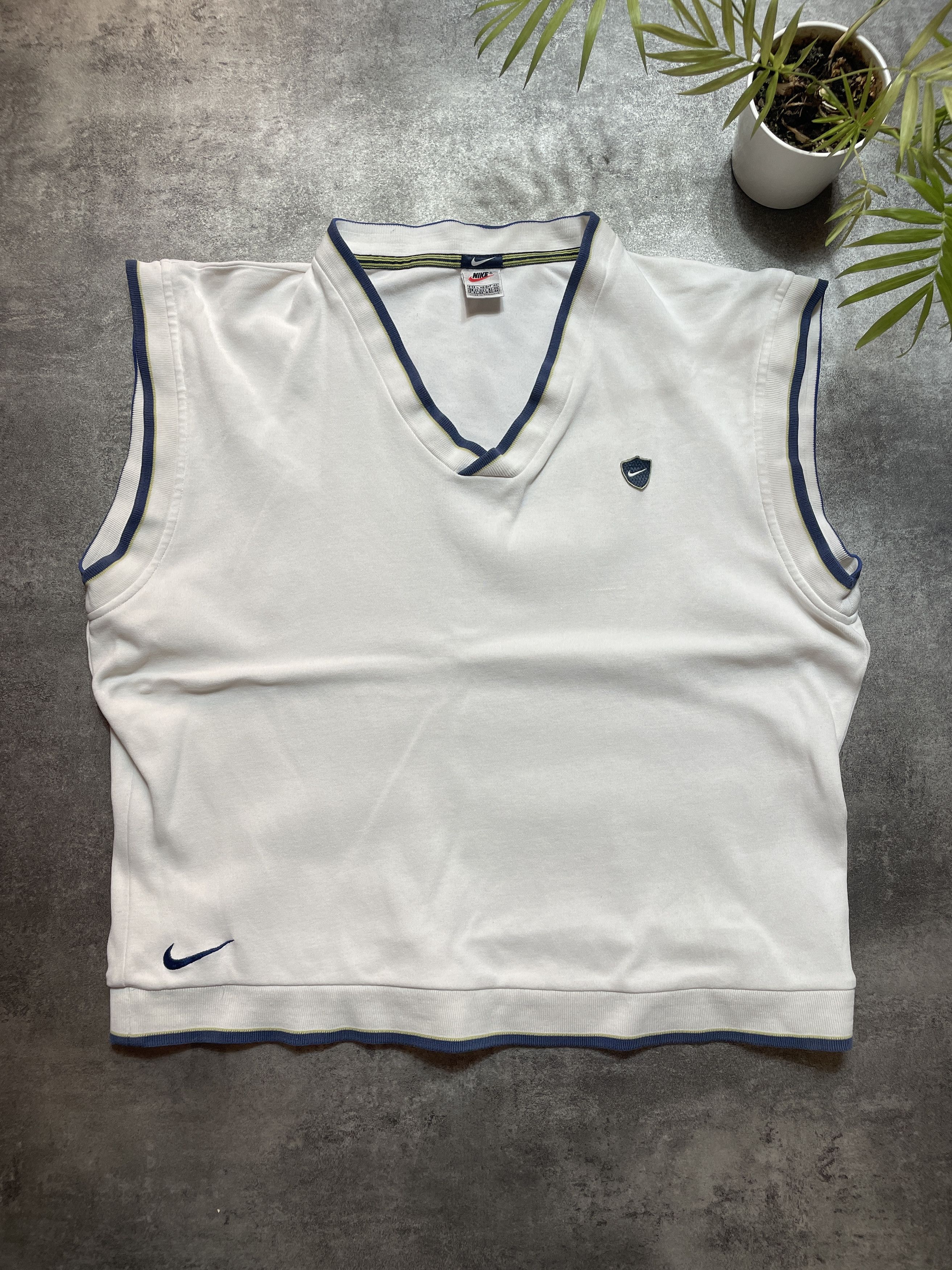 Nike ❗️RARE❗️Nike Vintage Mid 90s Sleeveless T-Shirt Swoosh Size US L / EU 52-54 / 3 - 1 Thumbnail