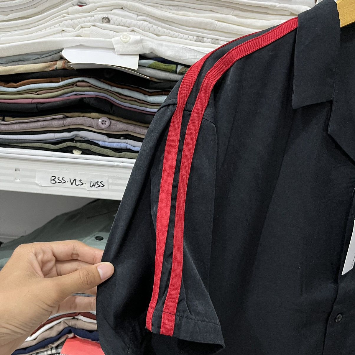 Other Vision Street Wear Bowling Shirt Black Red Stripe Size US M / EU 48-50 / 2 - 5 Thumbnail