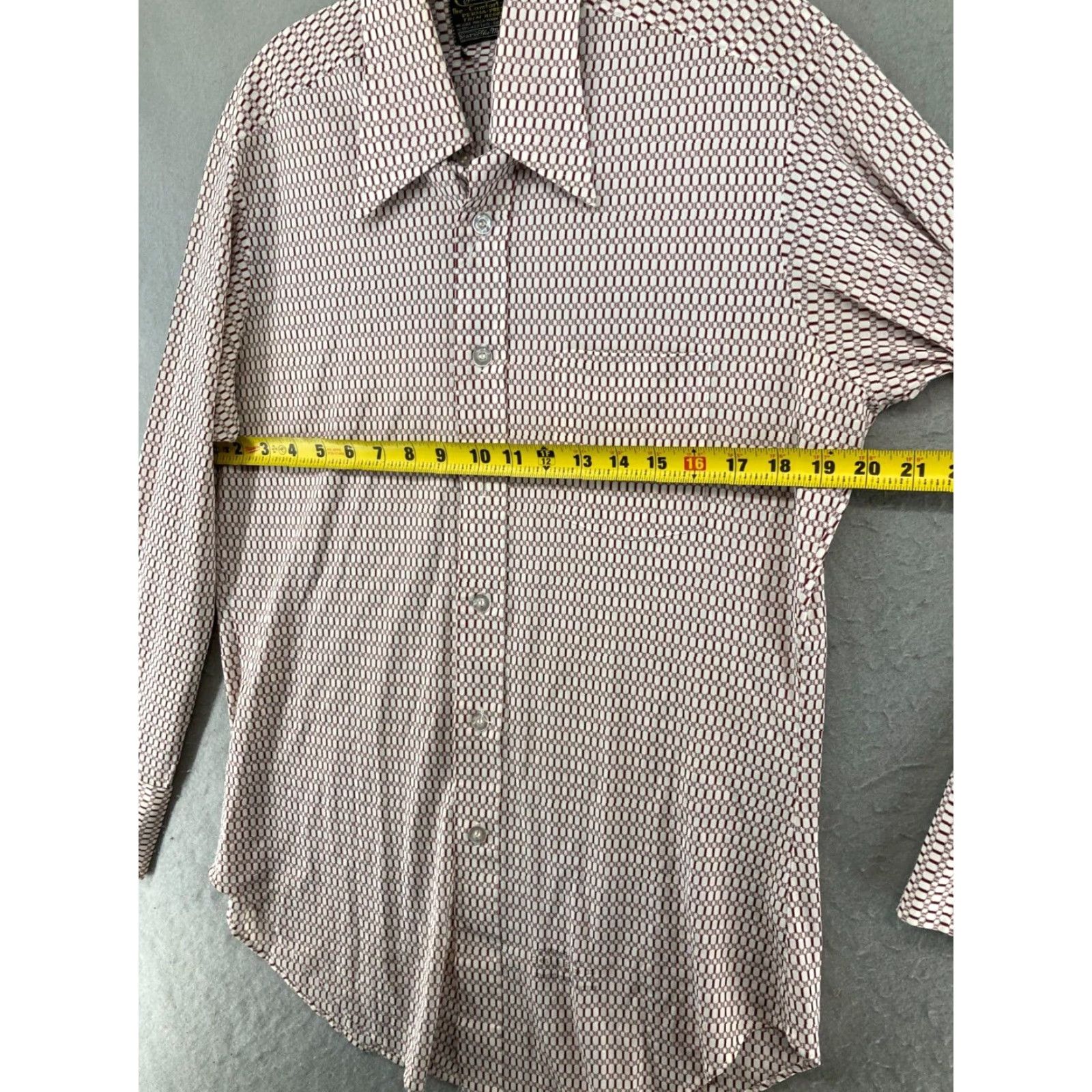 Sears Best Sears Mens Shirt Vintage 1970s Burgundy Red Polyester Button-Front Long Sleeve L Casual Disco Mens Size US L / EU 52-54 / 3 - 2 Thumbnail