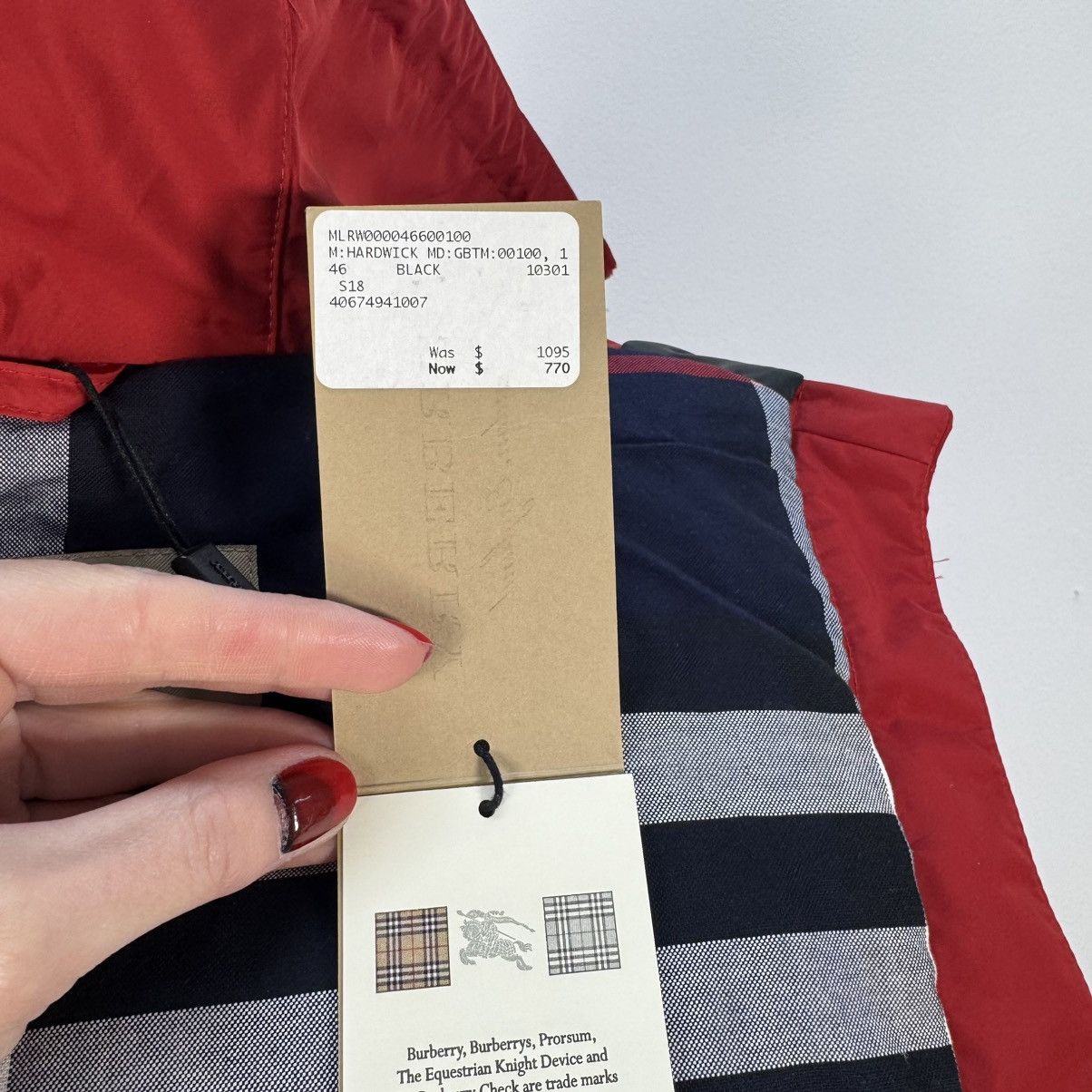 Burberry BURBERRY sleeveless red size 56 Size US XL / EU 56 / 4 - 19 Thumbnail