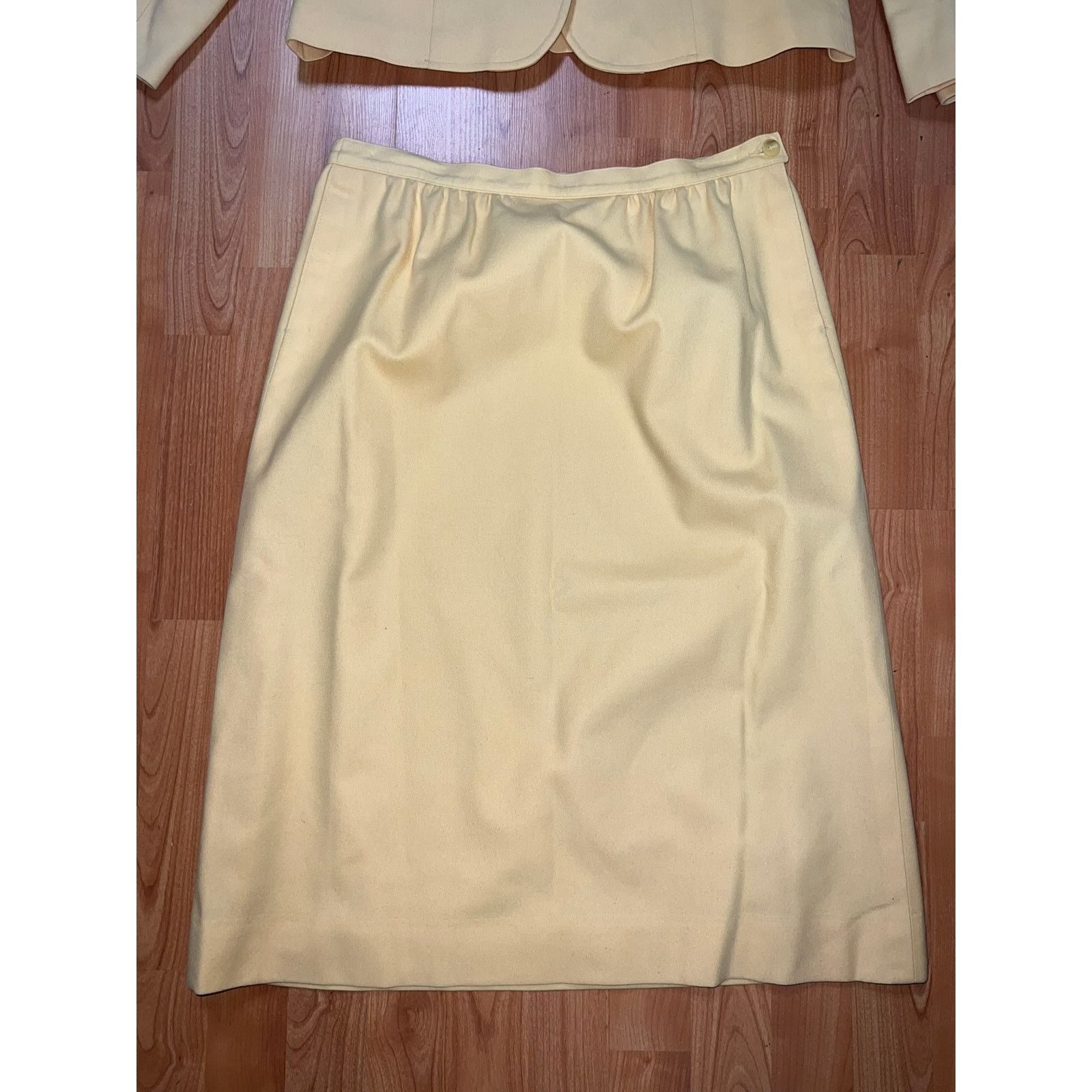Pendleton Vintage Pendleton Skirt Suit Yellow Womens 14 Woolen Mills Size 32" / US 10 / IT 46 - 2 Thumbnail