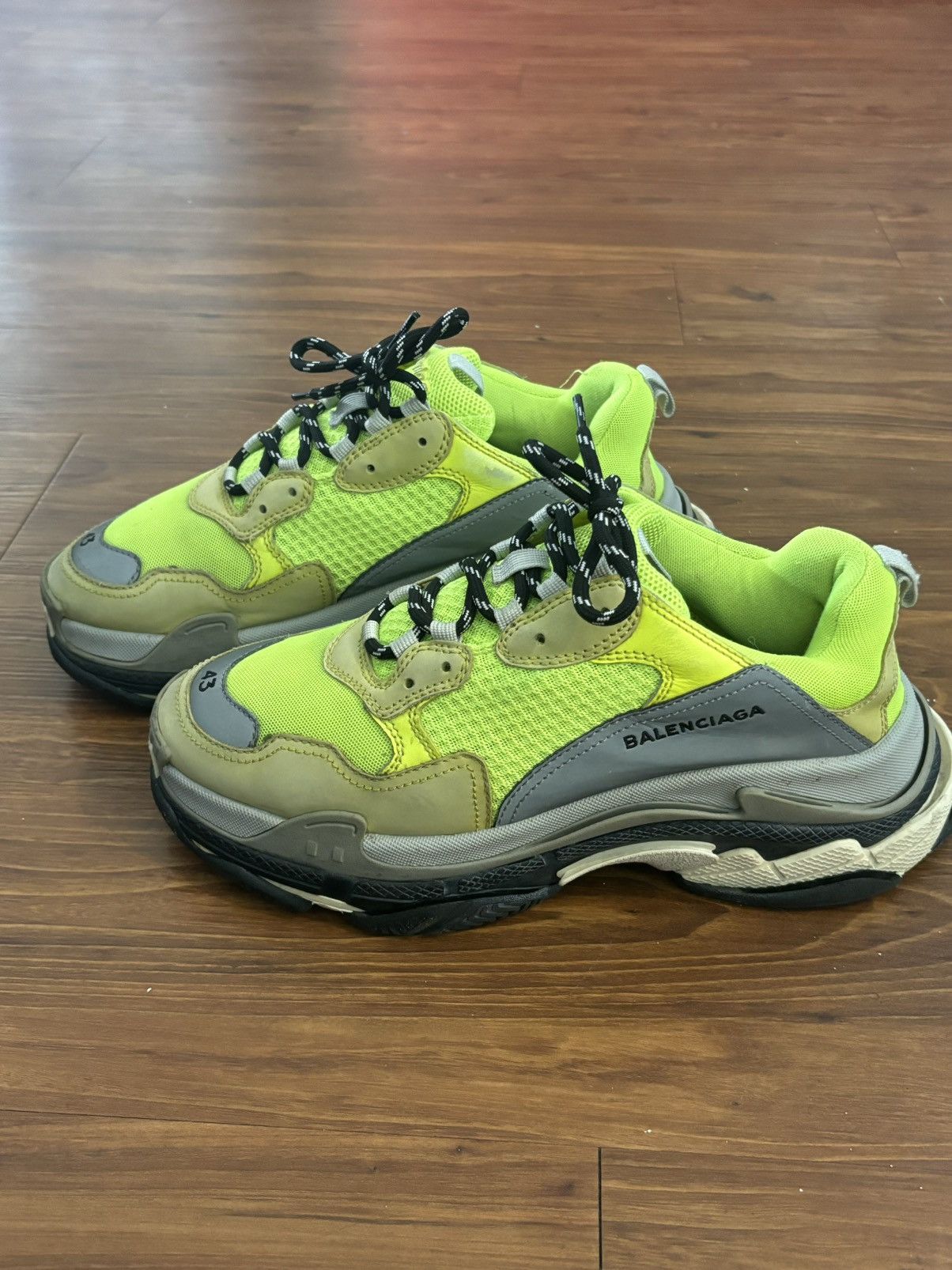 Balenciaga Balenciaga Triple S Sneaker “Flourescent Yellow” Men US 10 Size US 10 / EU 43 - 2 Thumbnail